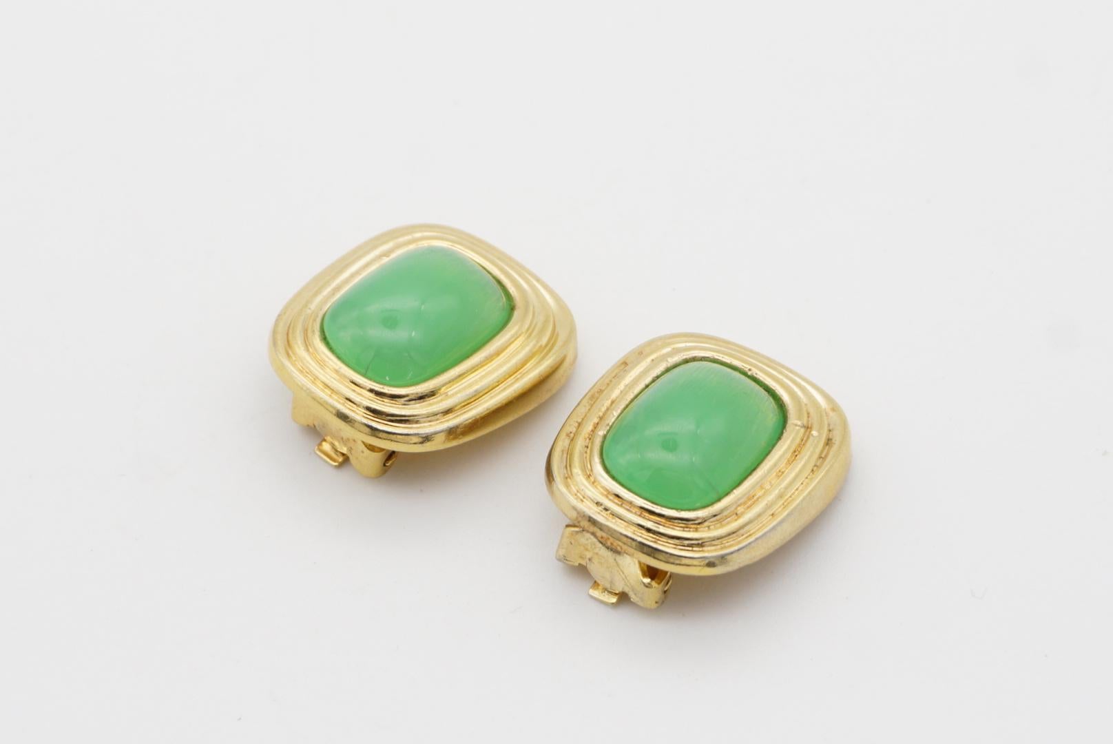 Christian Dior Vintage 1980s Gripoix Emerald Cabochon Rectangle Clip Earrings 3