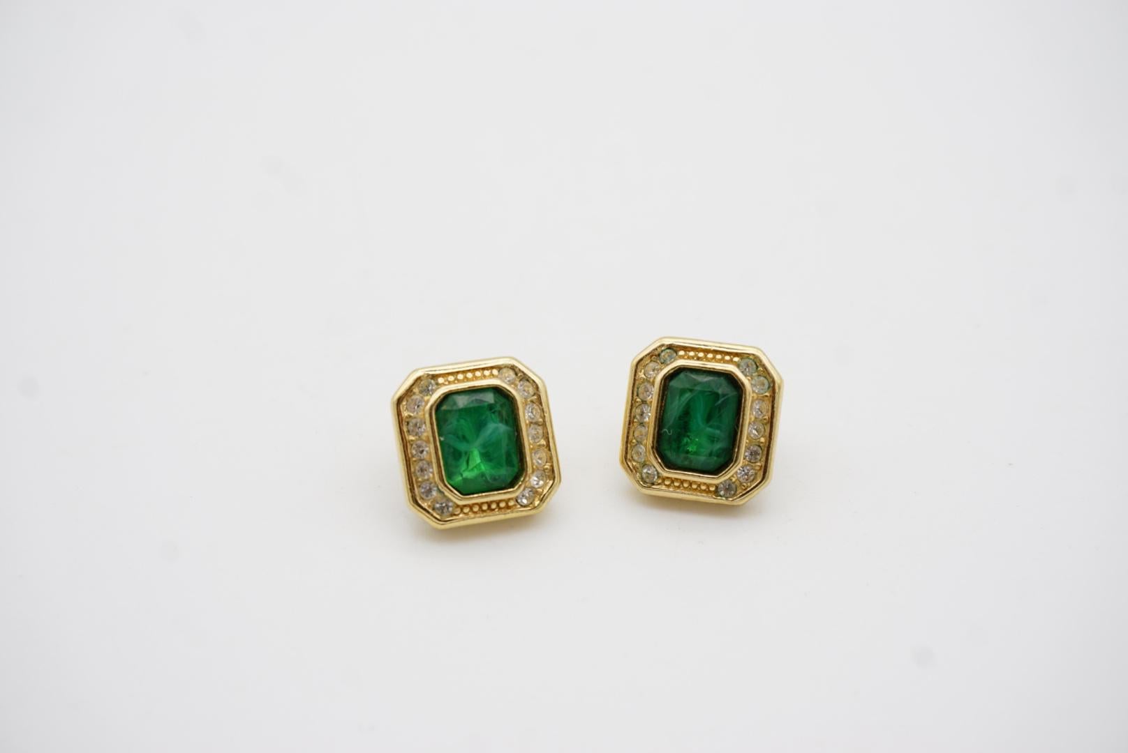 Christian Dior Vintage 1980s Gripoix Emerald Crystal Rectangle Pierced Earrings For Sale 2