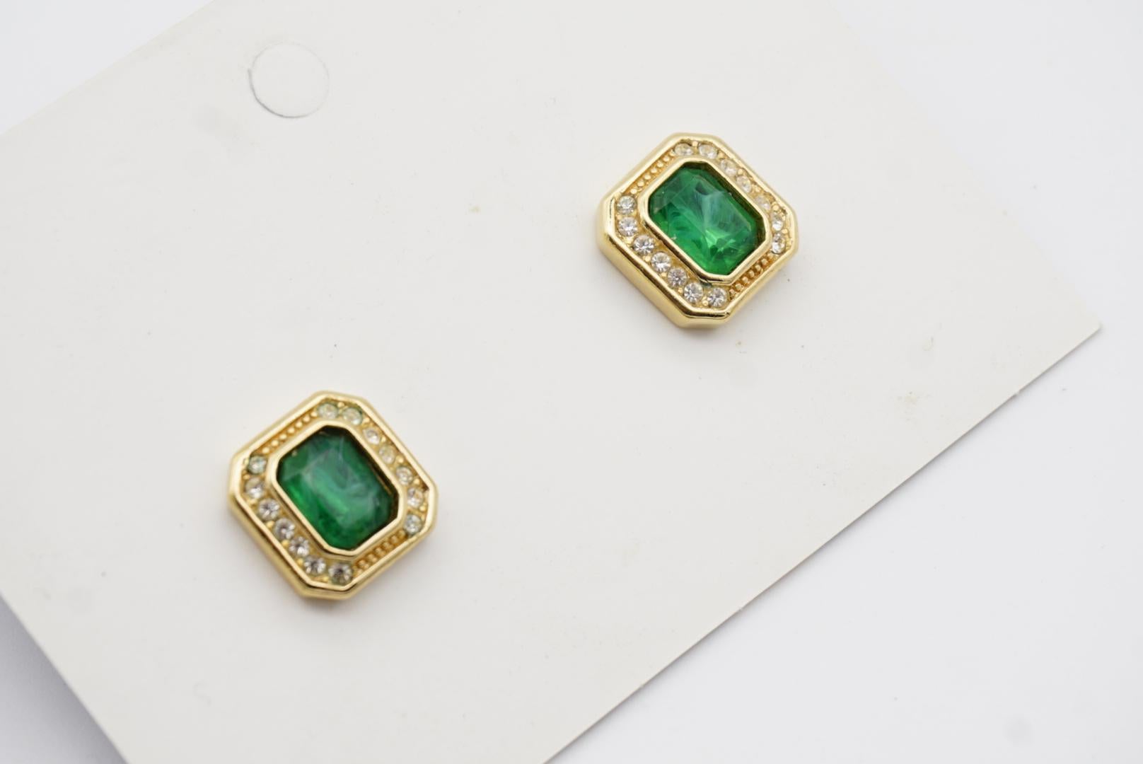 Christian Dior Vintage 1980s Gripoix Emerald Crystal Rectangle Pierced Earrings For Sale 3