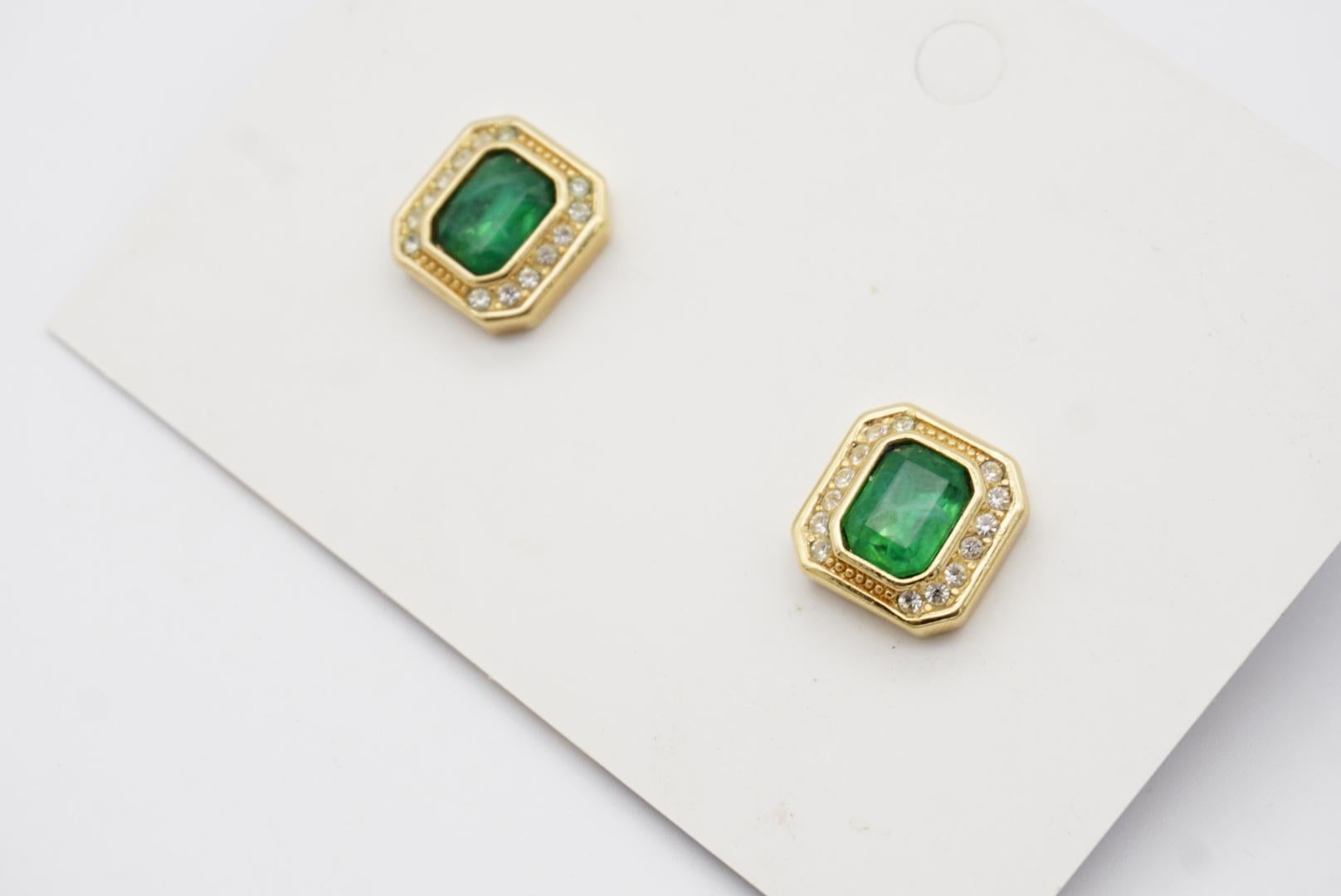 Christian Dior Vintage 1980s Gripoix Emerald Crystal Rectangle Pierced Earrings For Sale 4