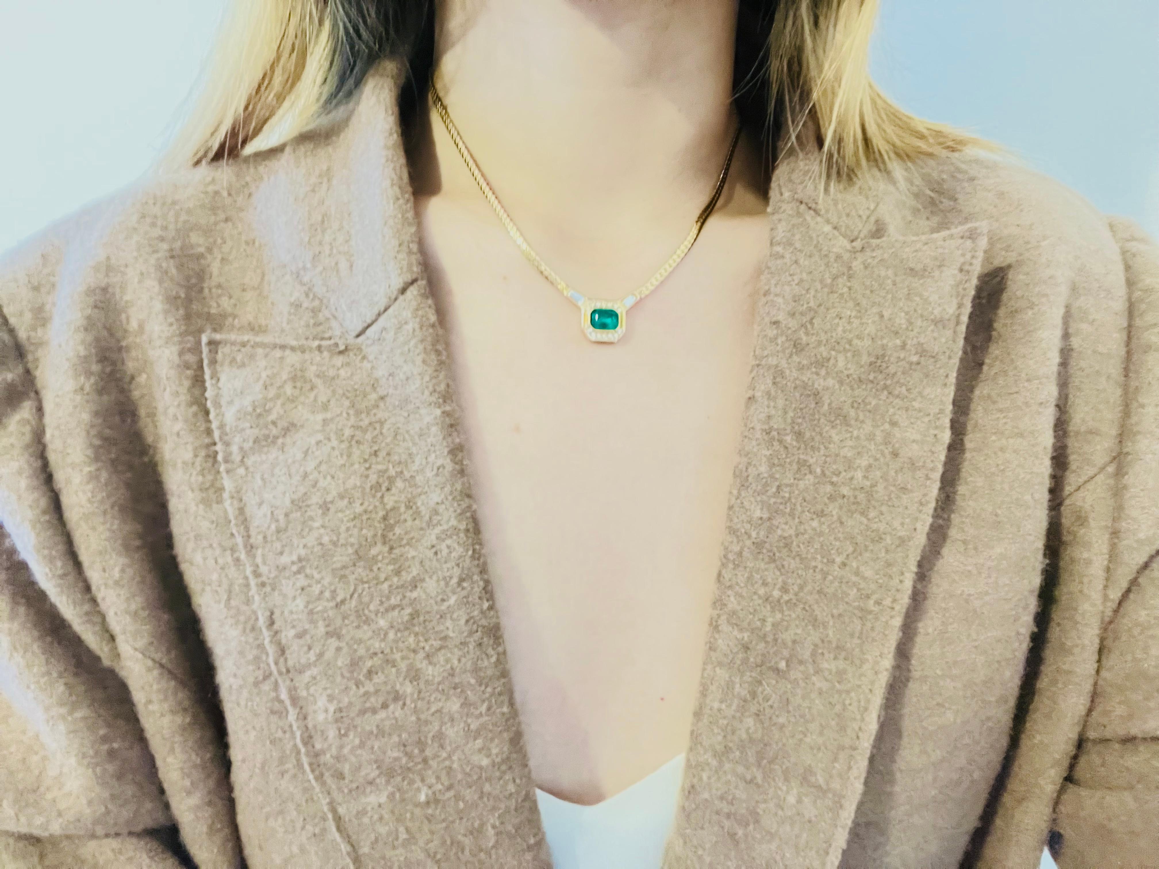Christian Dior Vintage 1980s Gripoix Emerald Crystals Octagon Pendant Necklace 2