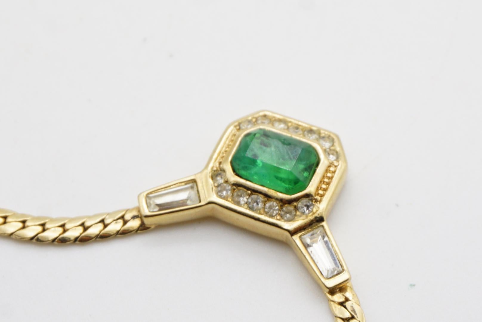 Christian Dior Vintage 1980s Gripoix Emerald Crystals Octagon Pendant Necklace For Sale 4