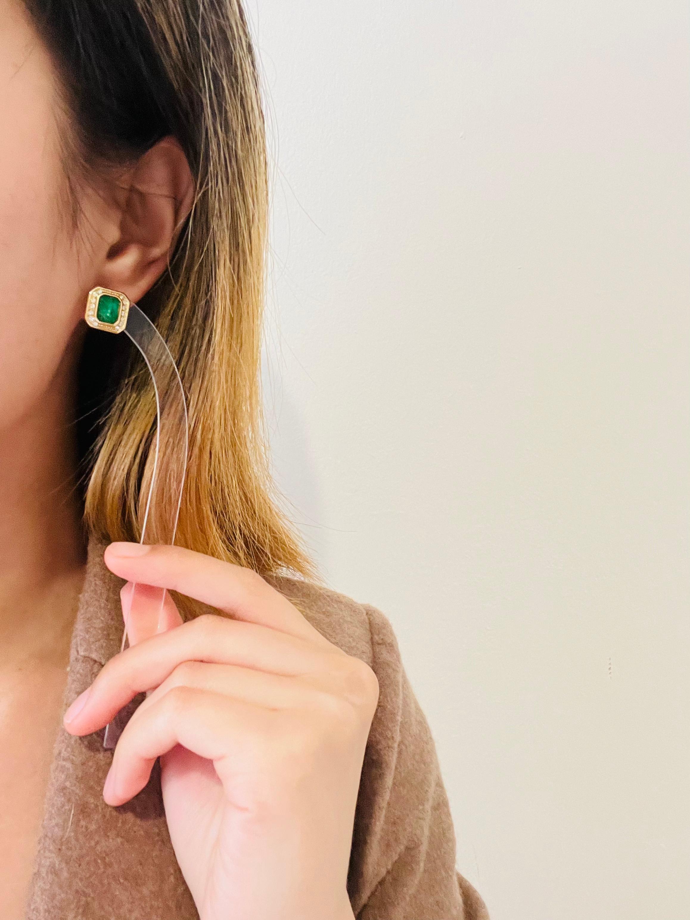 Christian Dior Vintage 1980s Gripoix Emerald Octagon Crystals Pierced Earrings In Good Condition For Sale In Wokingham, England