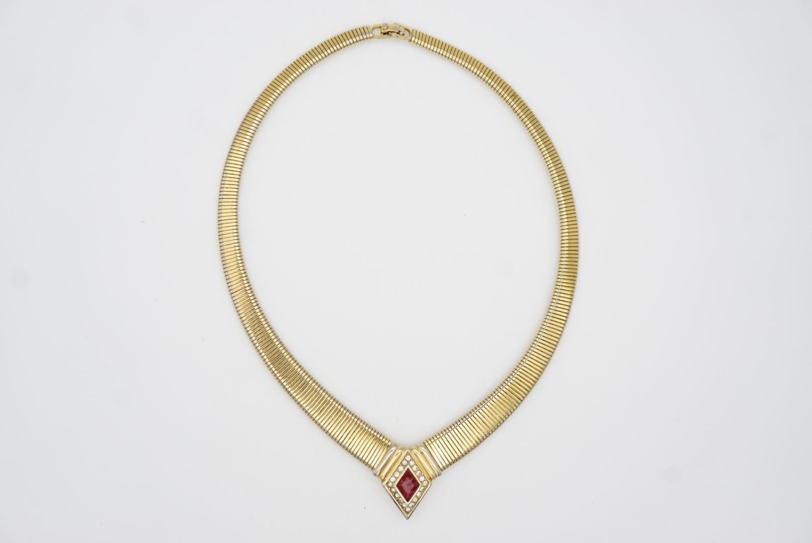 Christian Dior Vintage 1980s Gripoix Ruby Red Diamond Crystals Ribbed Necklace For Sale 4