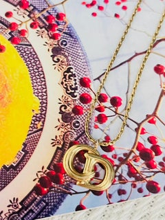 Christian Dior Vintage 1980s Iconic Gold Logo Large CD Monogram Chain Bracelet