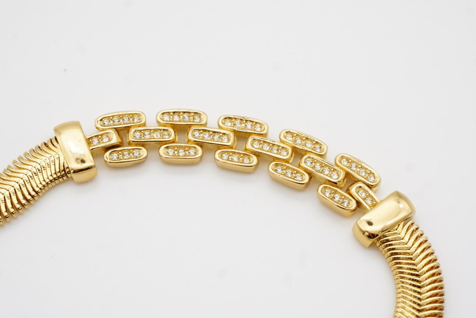 Christian Dior Vintage 1980s Interlinked Crystals Bib Omega Snake Link Necklace For Sale 4