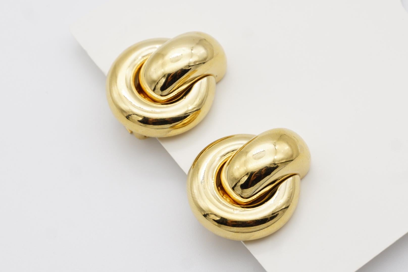Christian Dior Vintage 1980s Interlock Glow Circle Knot Hoop Loop Clip Earrings For Sale 5