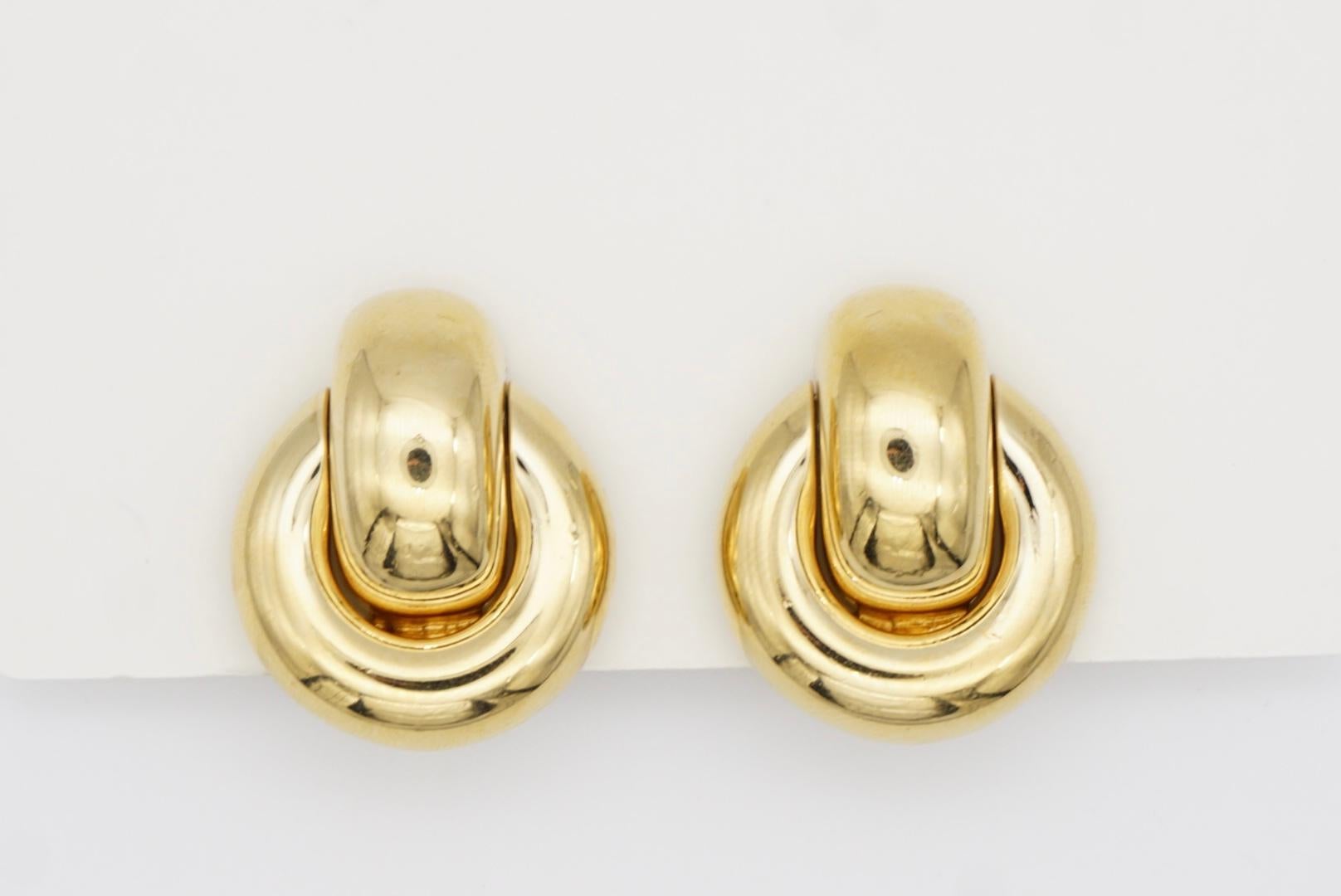 Christian Dior Vintage 1980s Interlock Glow Circle Knot Hoop Loop Clip Earrings For Sale 3