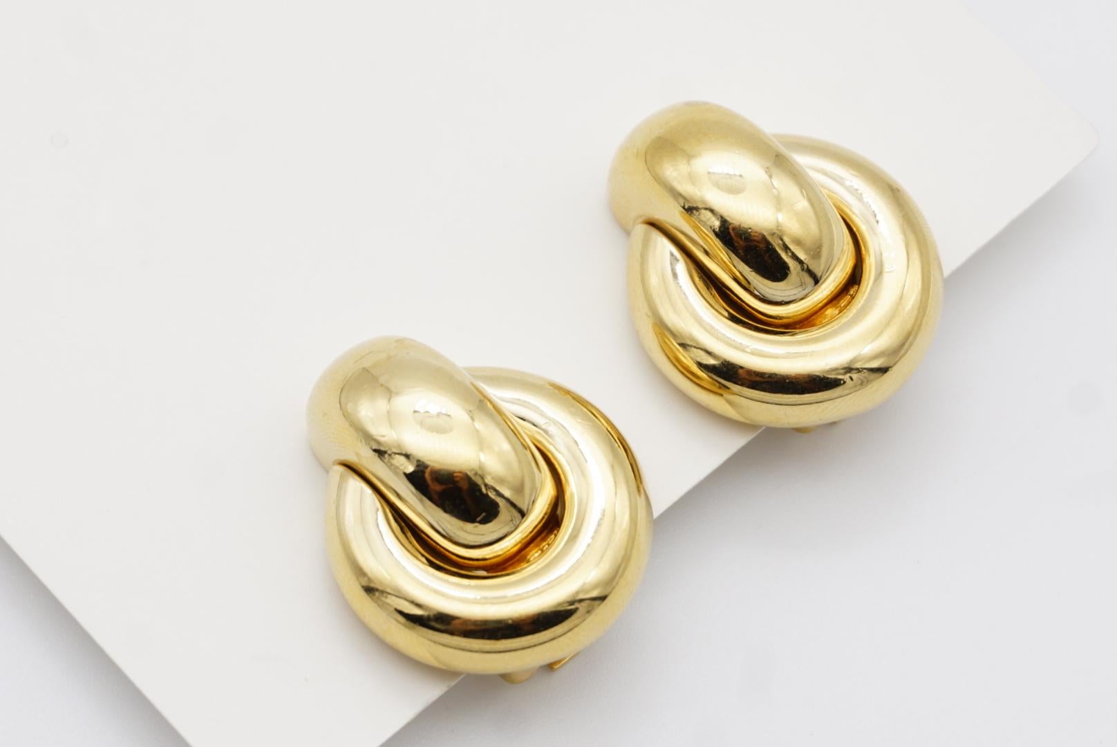 Christian Dior Vintage 1980s Interlock Glow Circle Knot Hoop Loop Clip Earrings For Sale 4