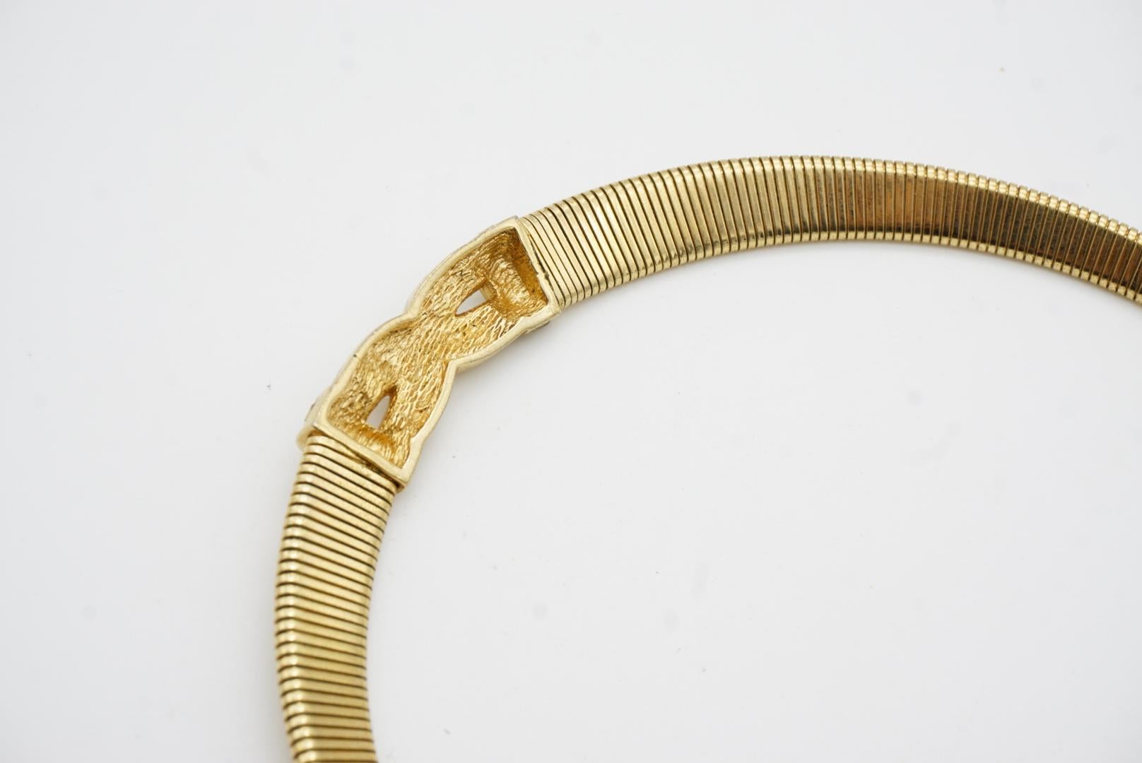Christian Dior Vintage 1980s Interlocked Cross Crystals Omega Collar Necklace For Sale 6
