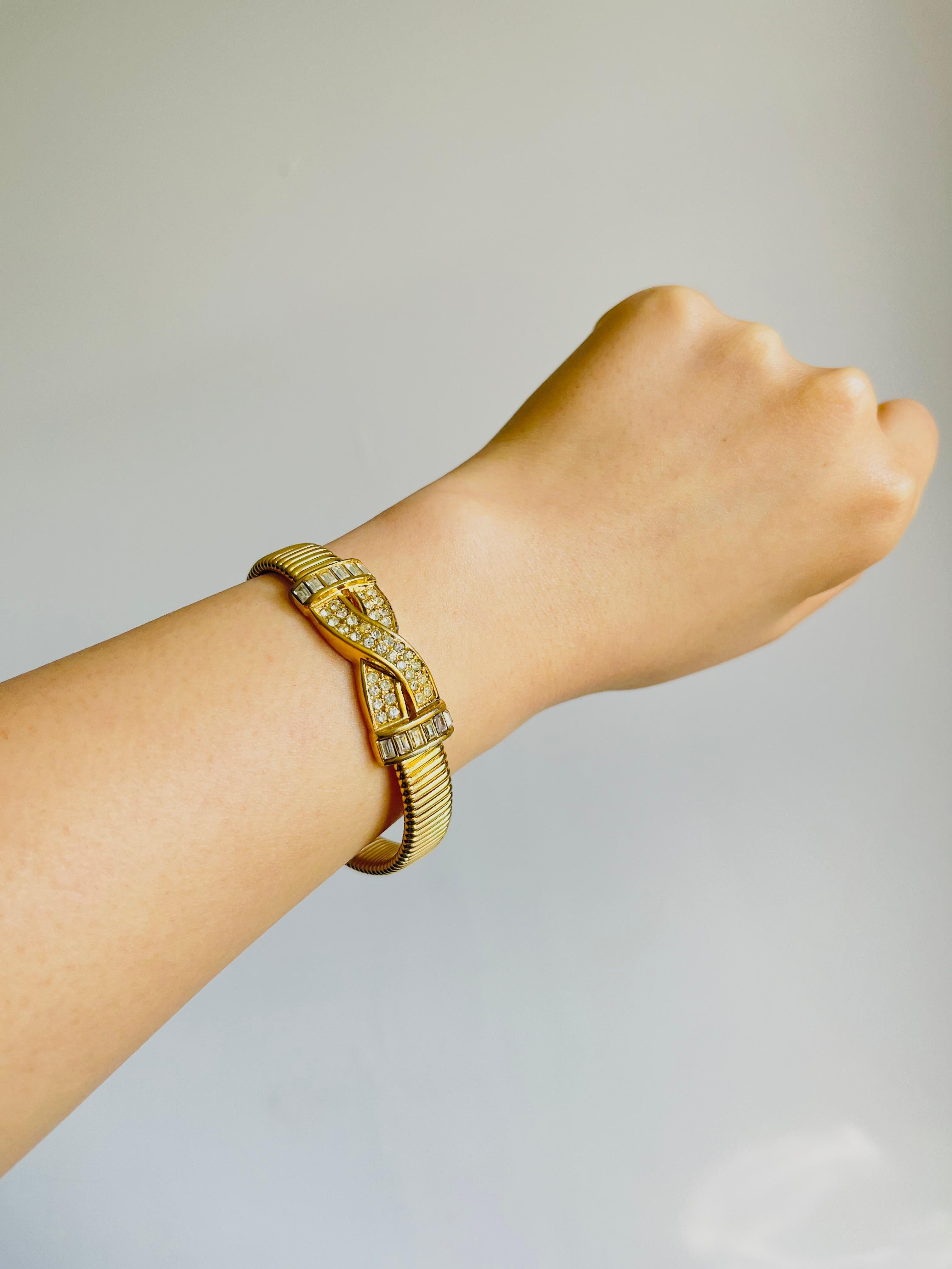 Women's or Men's Christian Dior Vintage 1980s Interlocked Cross Crystals Ribbed Omega Bracelet
