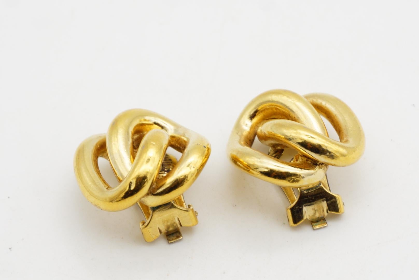 Christian Dior Vintage 1980s Interlocked Double Knot Twist Rope Clip Earrings For Sale 5