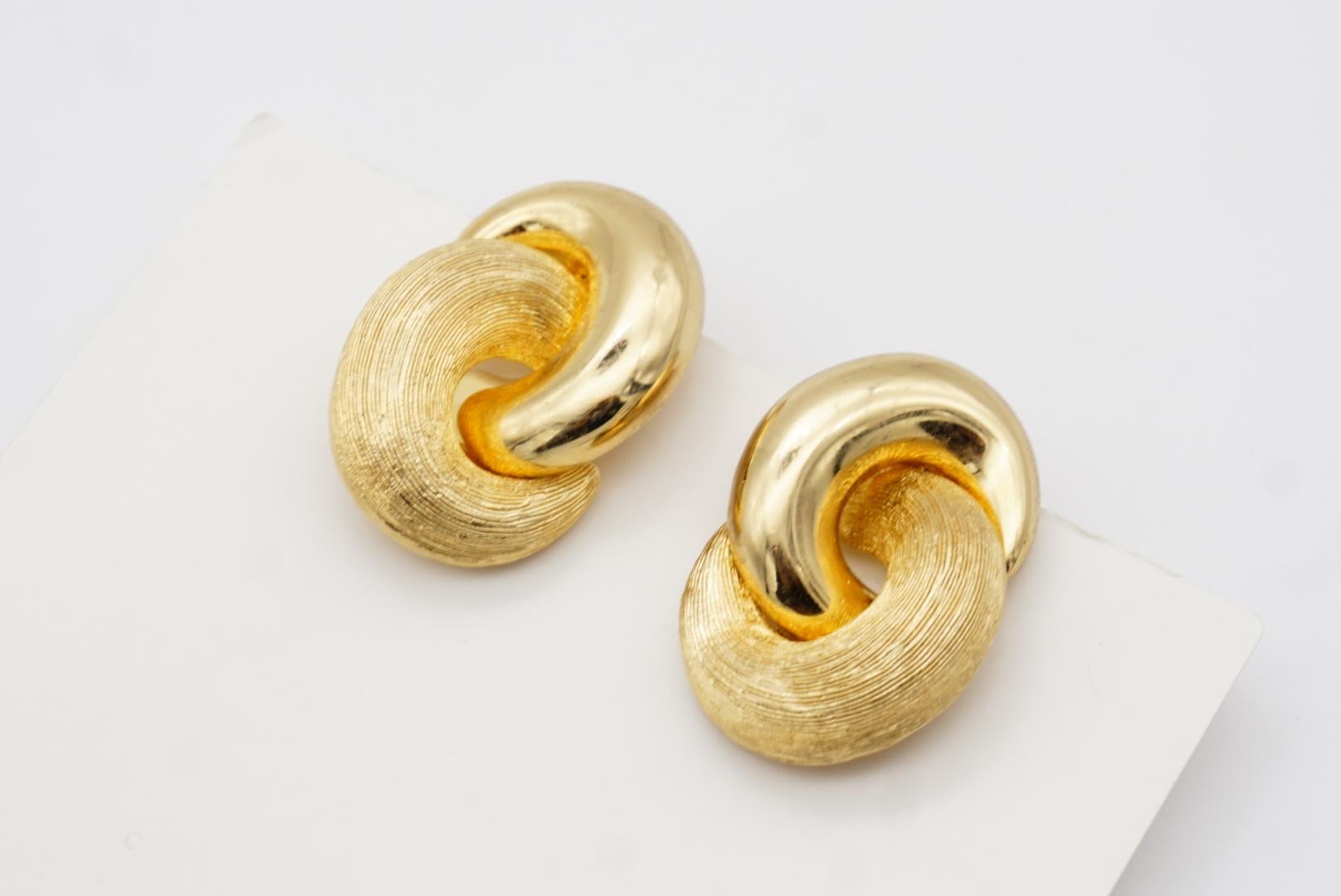 Christian Dior Vintage 1980er Jahre ineinandergreifende Knot Glow Matte Chunky Goldohrringe 3