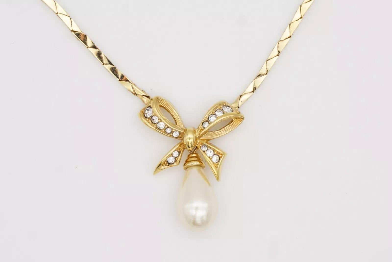 Christian Dior Vintage 1980s Knot Bow Water Drop Pearl Crystals Pendant Necklace 3