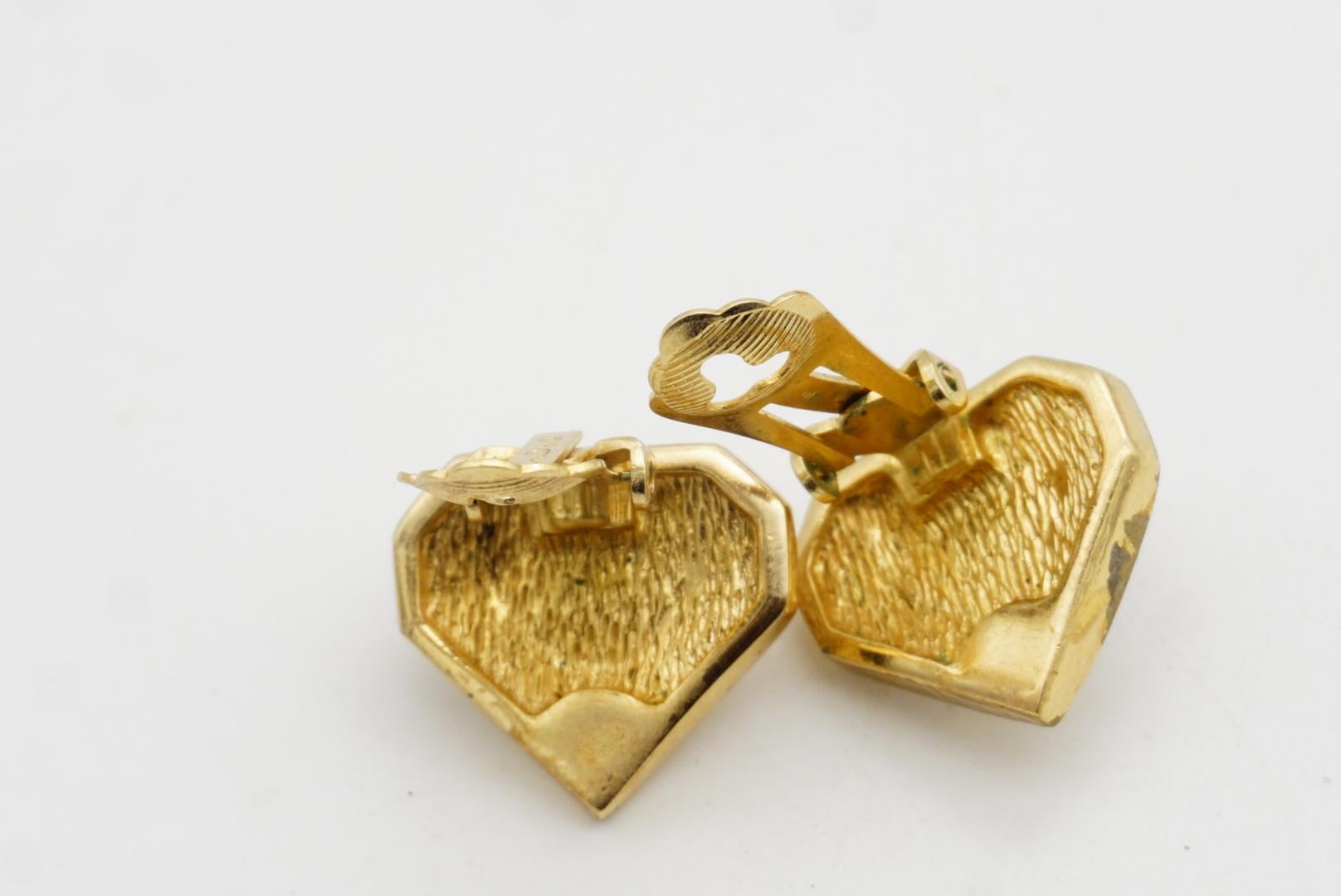 Christian Dior Vintage 1980s Lapis Cabochon Crystal Foil Triangle Clip Earrings For Sale 7
