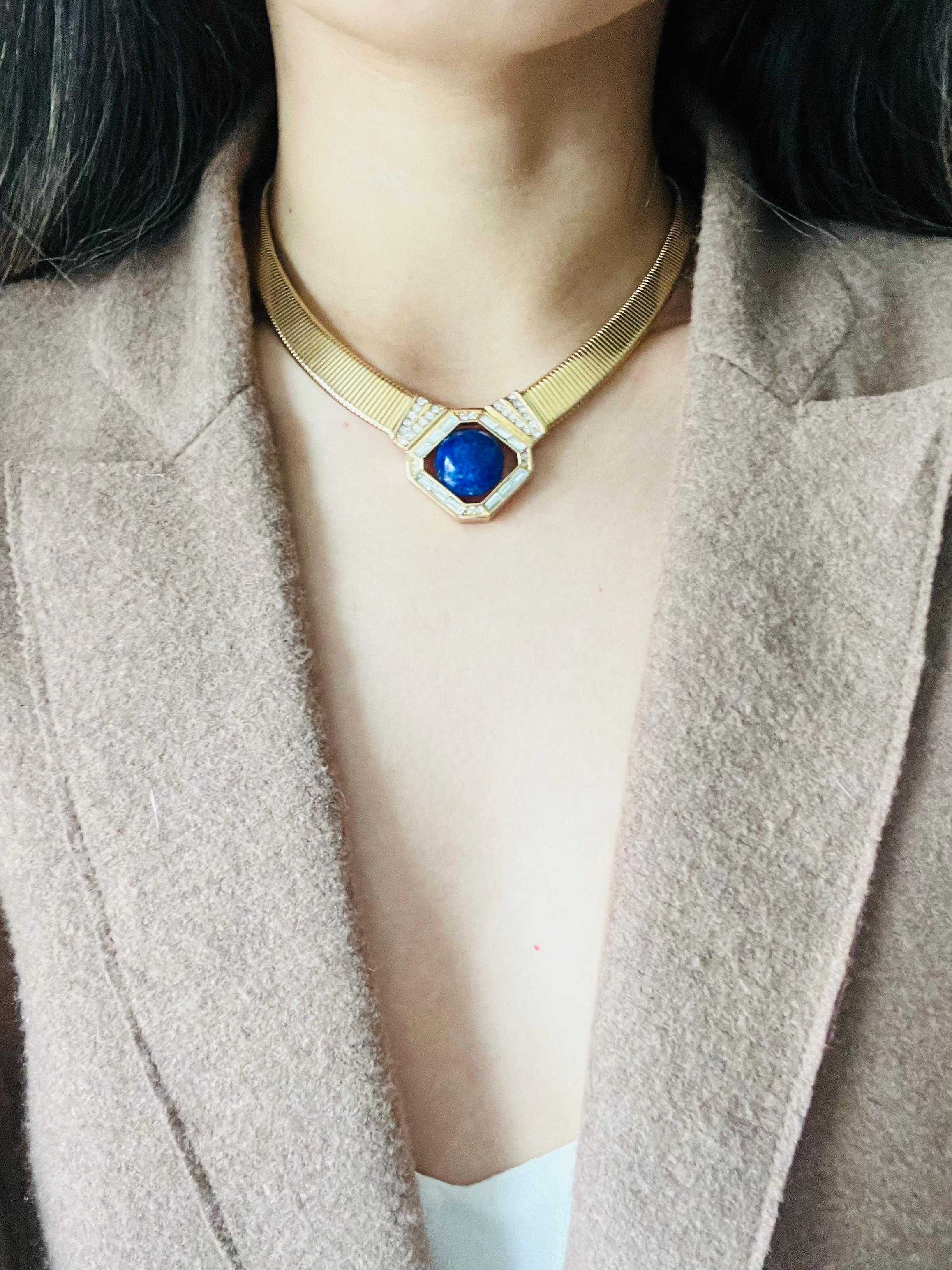 Christian Dior Vintage anni '80, collana Omega a coste con cristalli di lamina di Lapis in vendita 2
