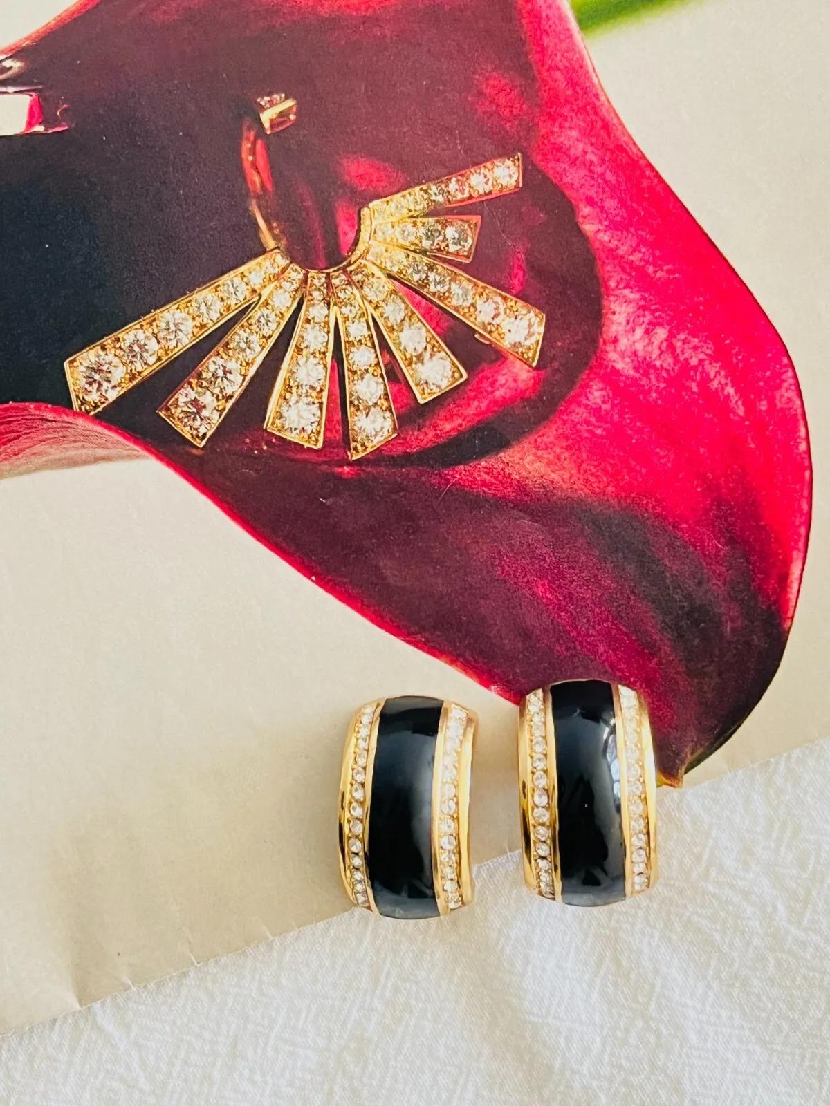 Art Deco Christian Dior Vintage 1980s Large Black Crystals Dome Half Hoop Clip Earrings For Sale