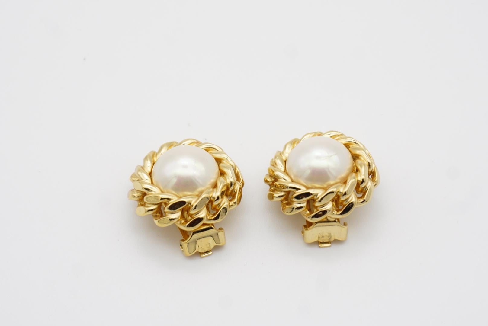 Christian Dior Vintage 1980s Large Circle White Pearl Interlocked Rope Earrings 5