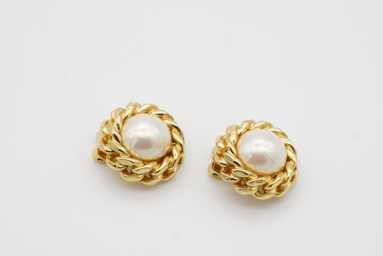 Christian Dior Vintage 1980s Large Circle White Pearl Interlocked Rope Earrings 6