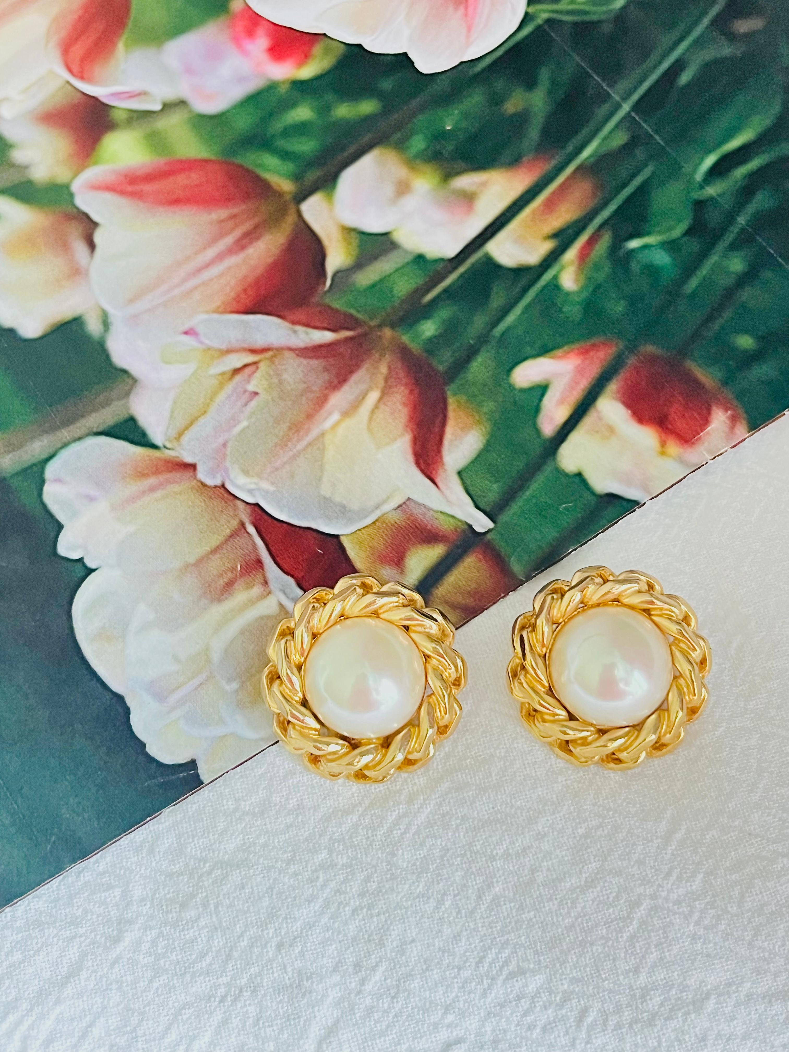 Art Deco Christian Dior Vintage 1980s Large Circle White Pearl Interlocked Rope Earrings