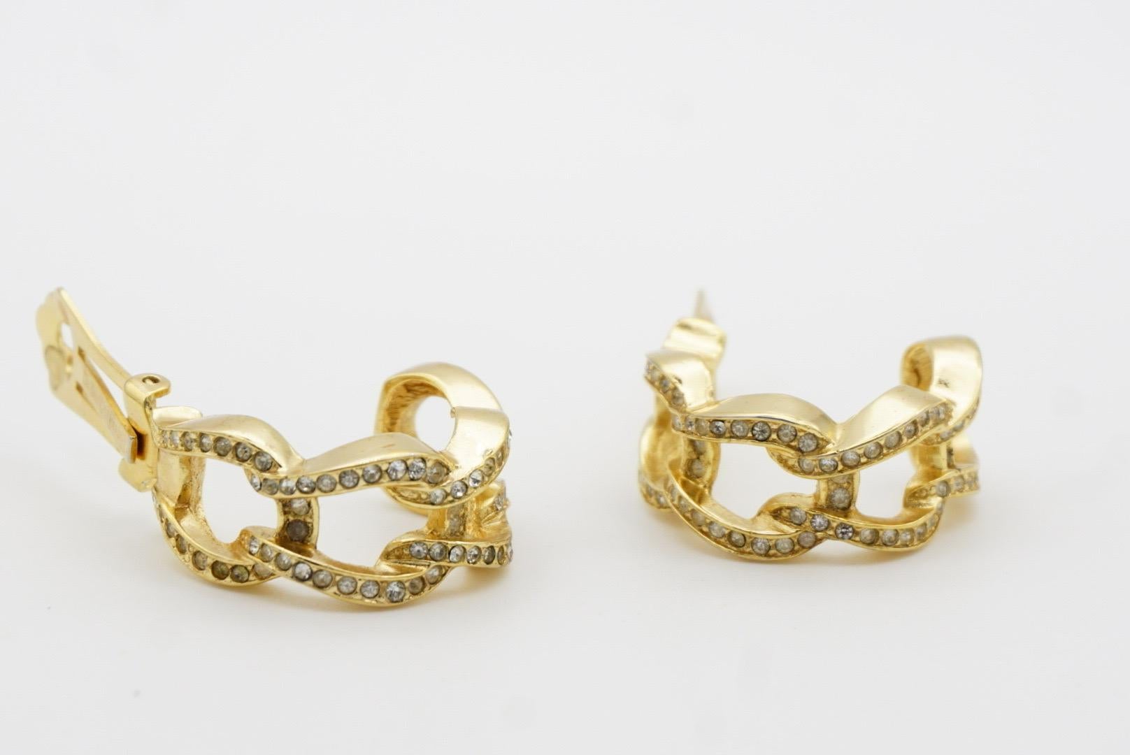 Christian Dior Vintage 1980s Large Four Interlocked Crystals Rope Clip Earrings For Sale 7