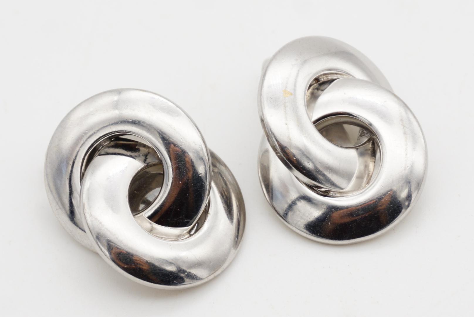 Christian Dior Vintage Años 80 Pendientes de plata entrelazados con gran círculo brillante en venta 3