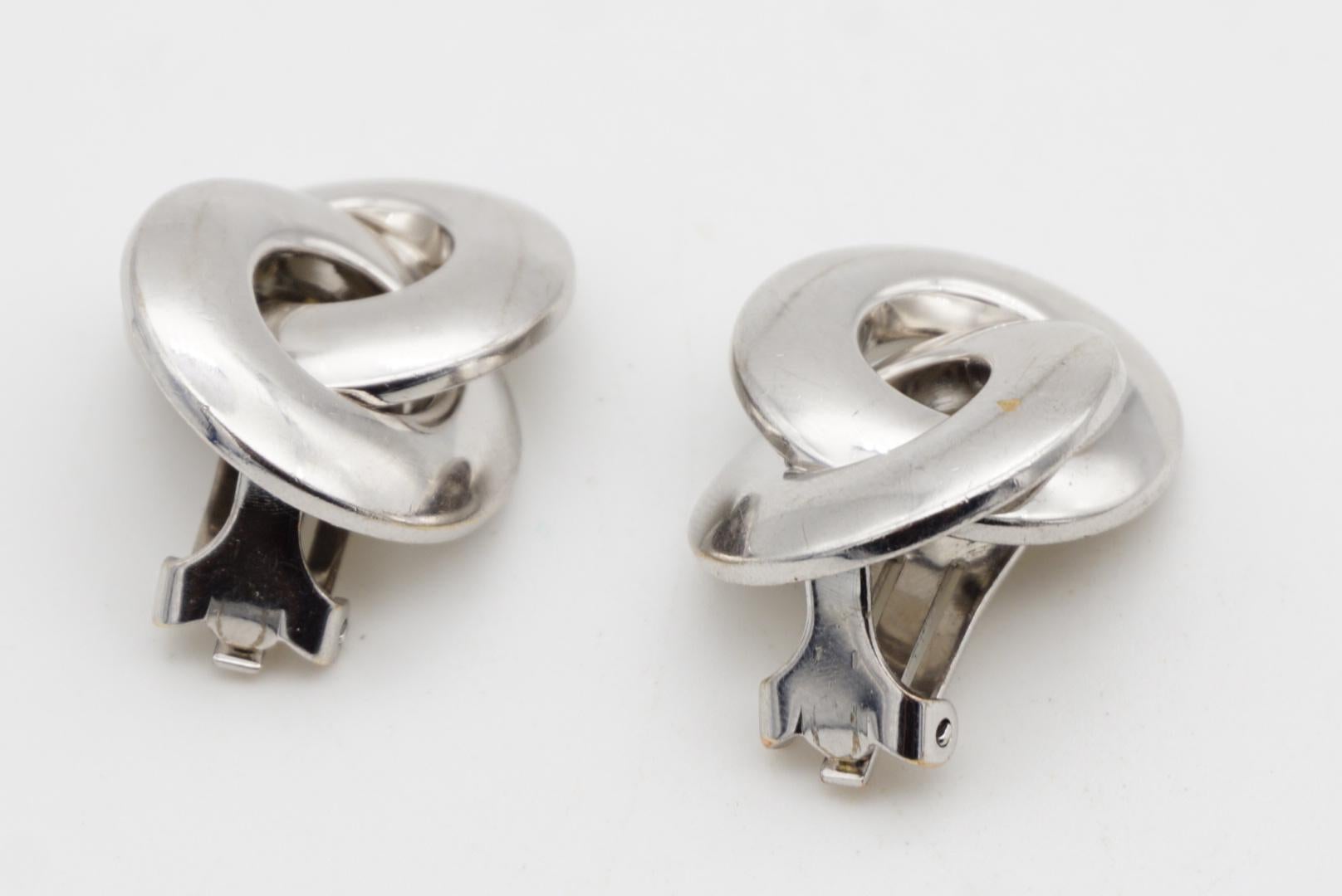 Christian Dior Vintage Años 80 Pendientes de plata entrelazados con gran círculo brillante en venta 4