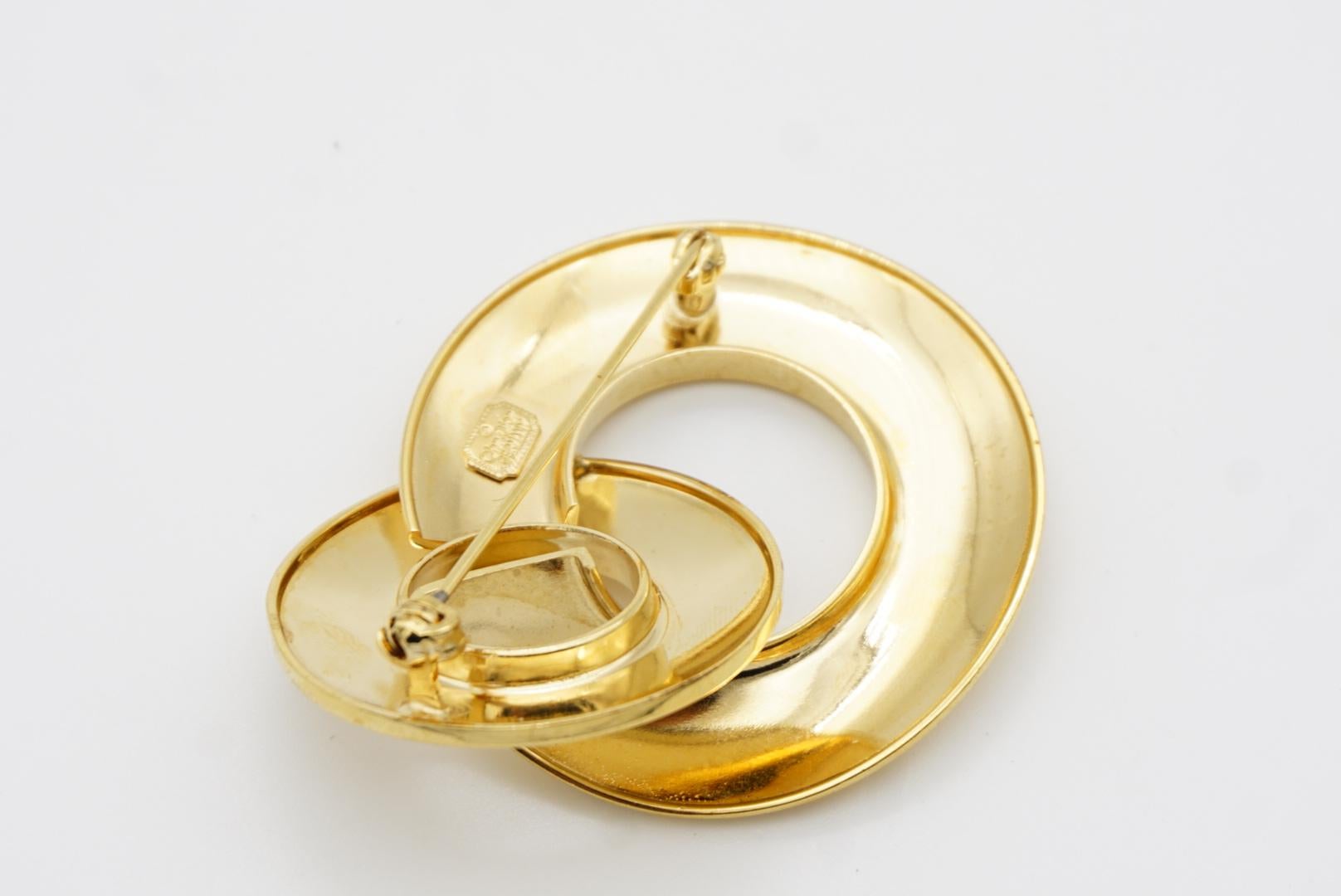 Christian Dior Vintage 1980s Large Glow Circle Twist Interlocked Hoop Brooch 8
