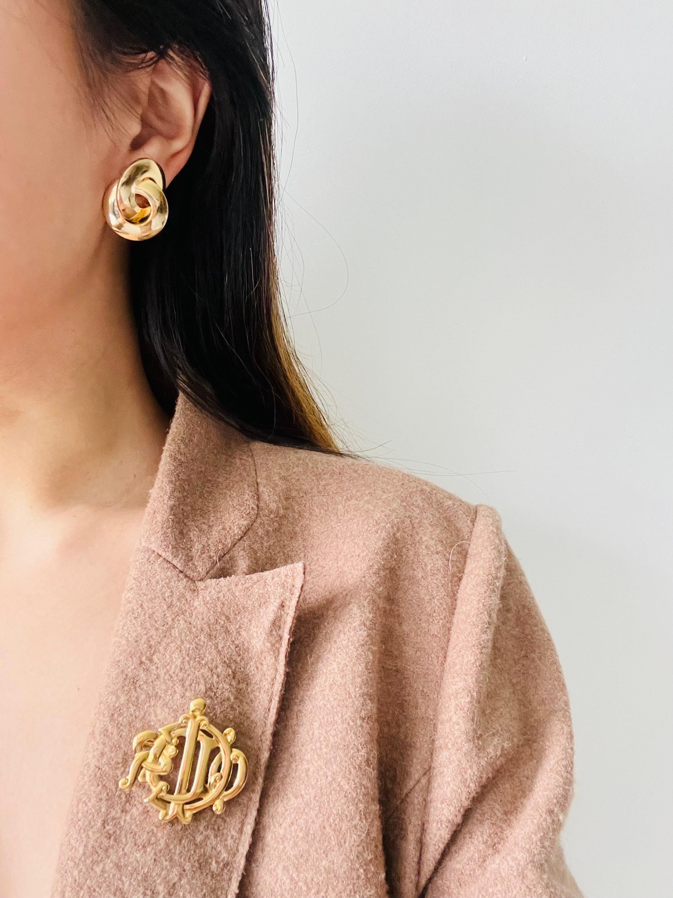 Christian Dior Vintage 1980s Large Glow Twist Intertwined Knot Clip Earrings For Sale 5