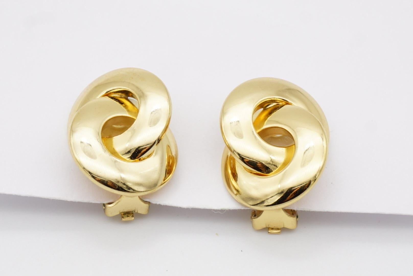 Christian Dior Vintage 1980s Large Glow Twist Intertwined Knot Clip Earrings For Sale 6