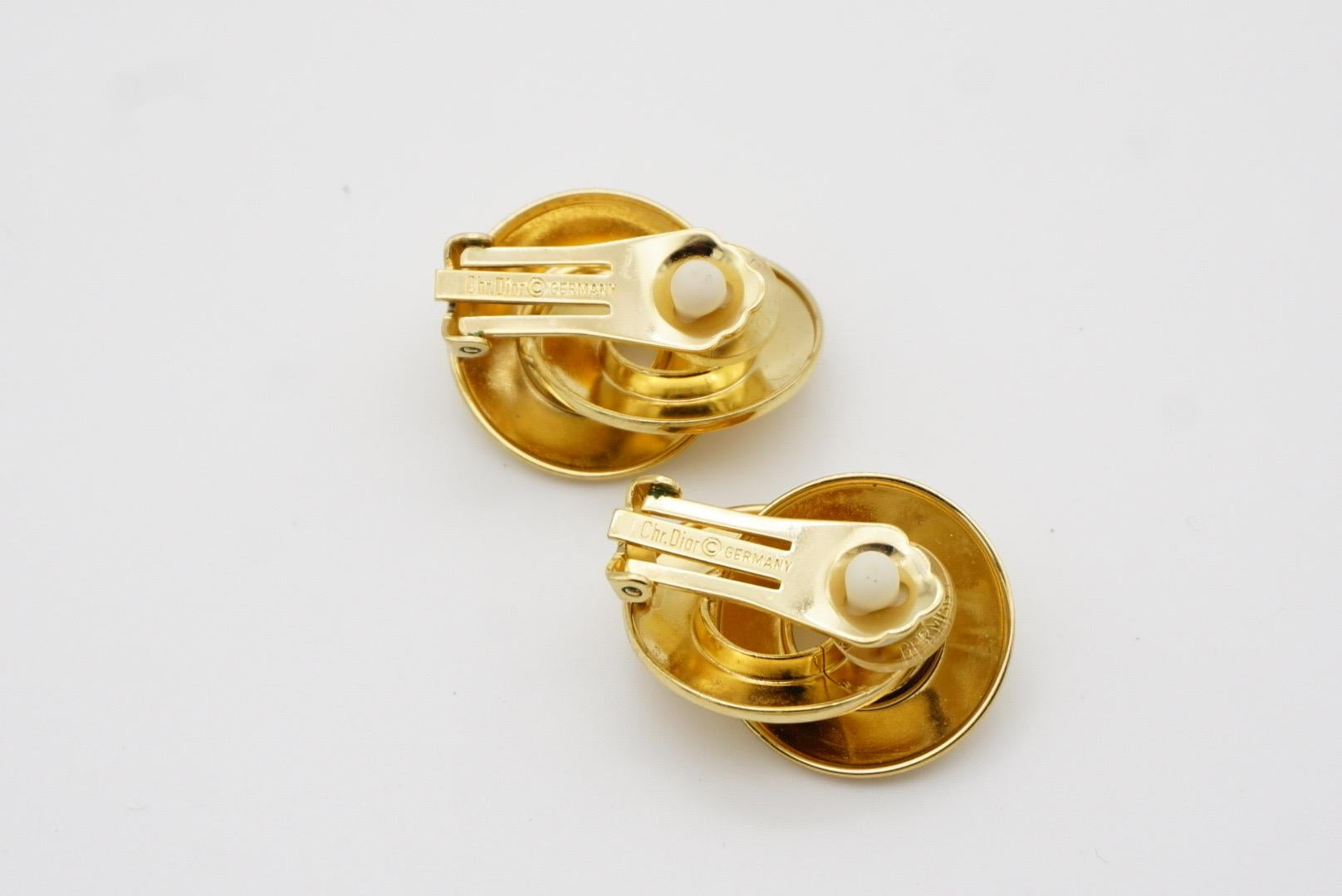 Christian Dior Vintage 1980s Large Glow Twist Intertwined Knot Clip Earrings For Sale 11
