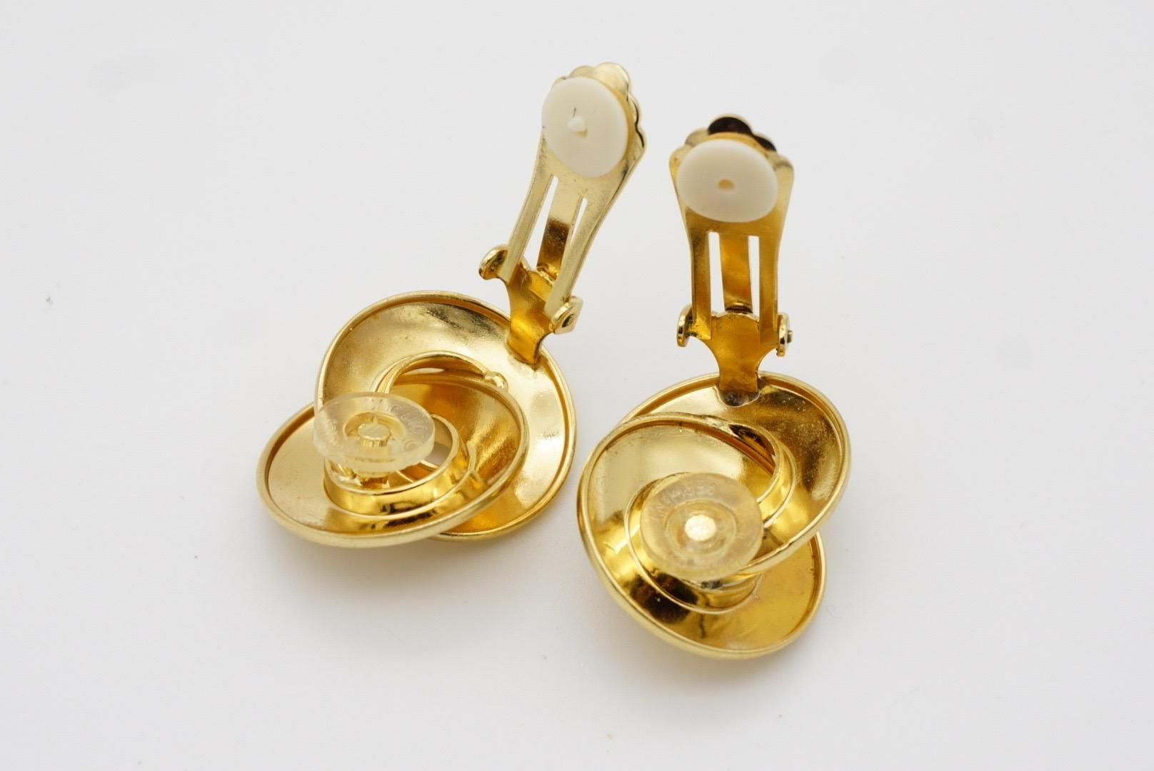 Christian Dior Vintage 1980s Large Glow Twist Intertwined Knot Clip Earrings For Sale 12