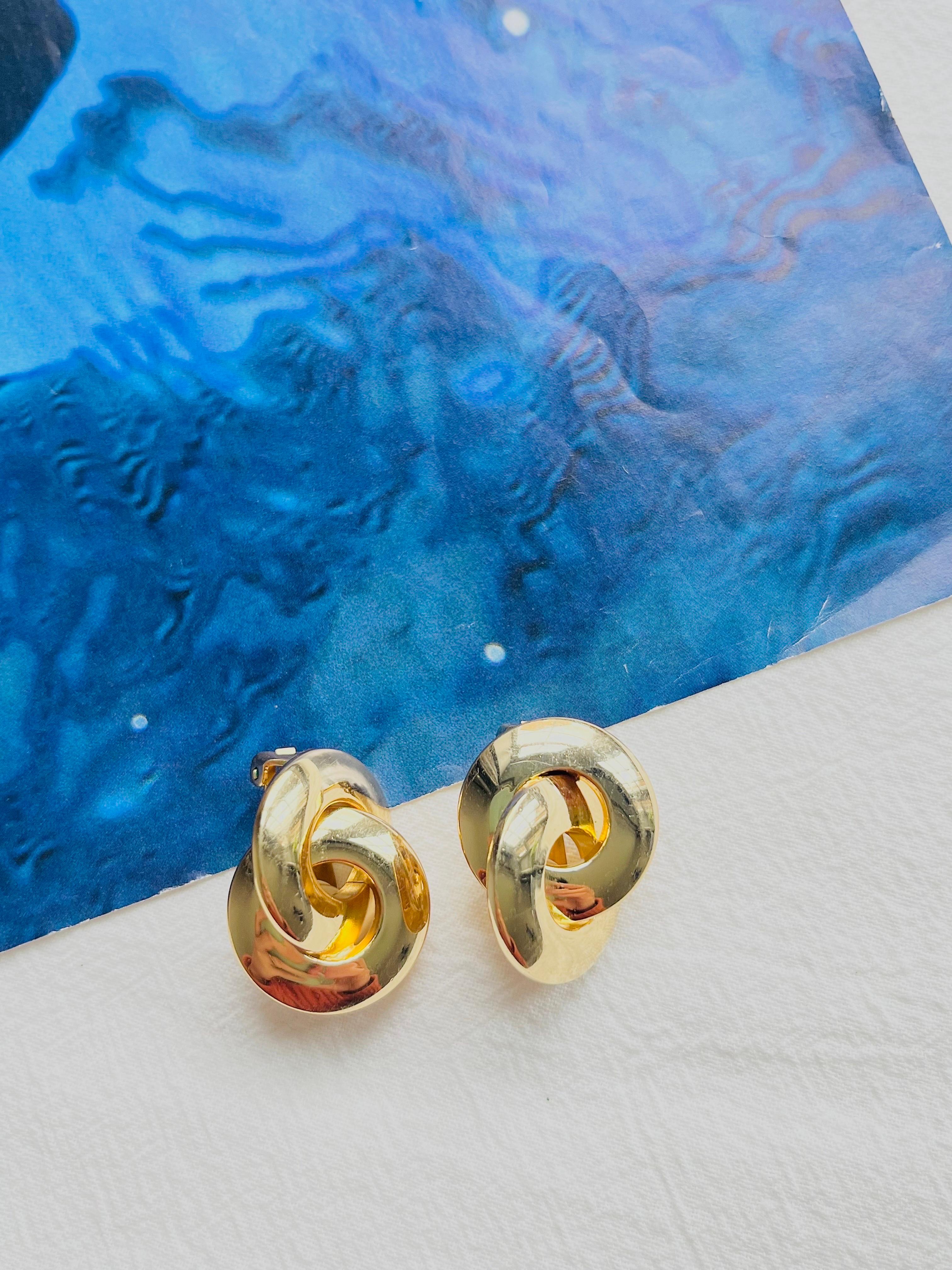 Christian Dior Vintage 1980s Large Glow Twist Intertwined Knot Clip Earrings For Sale 2