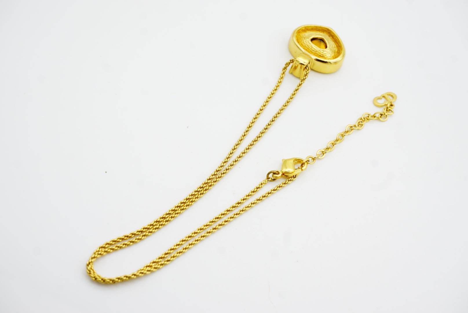 Christian Dior, collier pendentif vintage des années 1980 avec grand cœur et cristaux transparents en vente 8