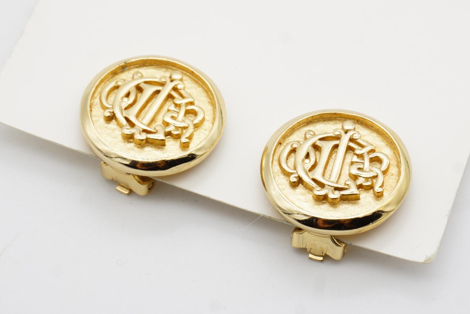 Christian Dior Vintage 1980s Large Insignia Initial Monogram Logo Clip Earrings For Sale 4