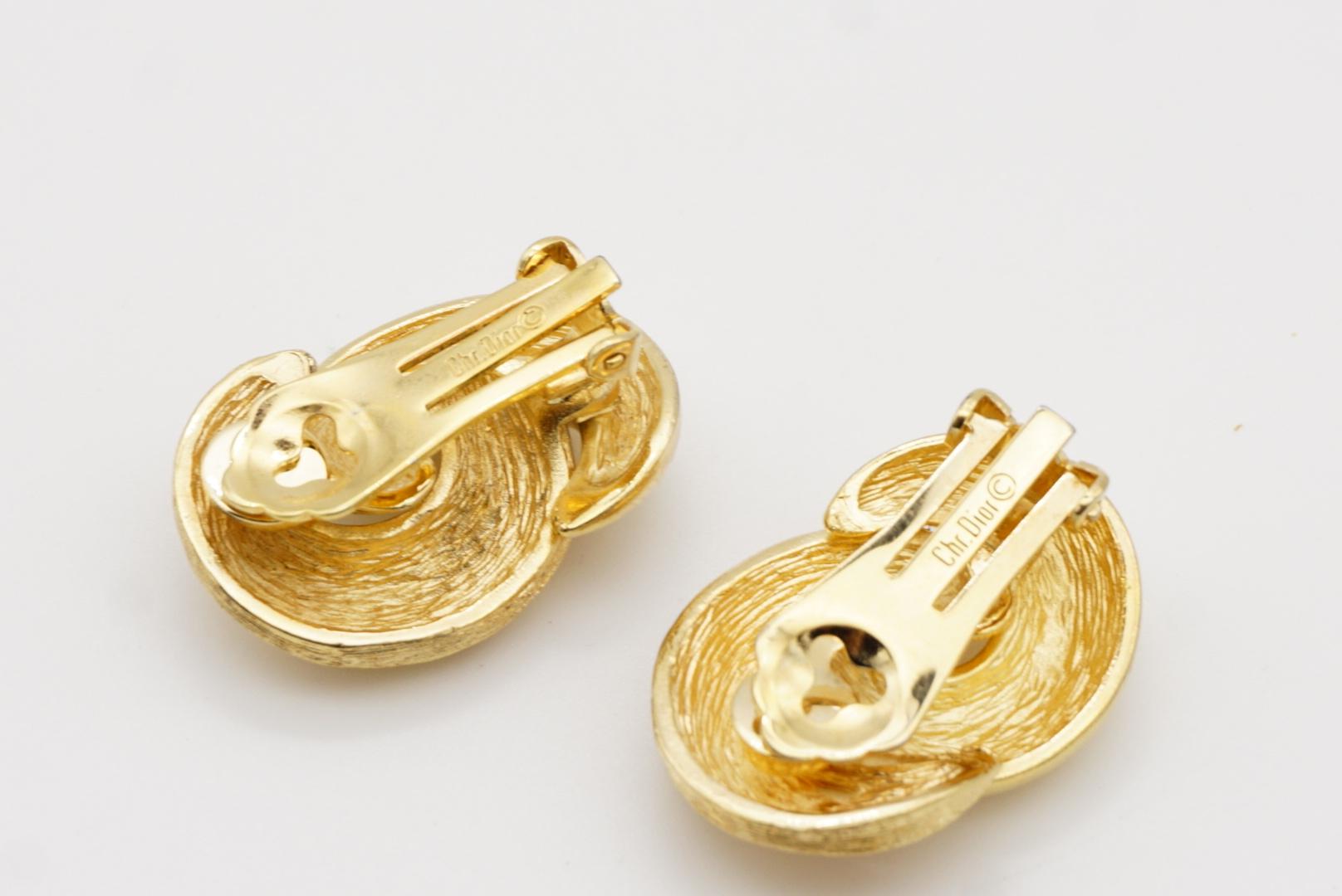 Christian Dior Vintage 1980s Large Matte Glow Knot Interlocked Clip Earrings 9