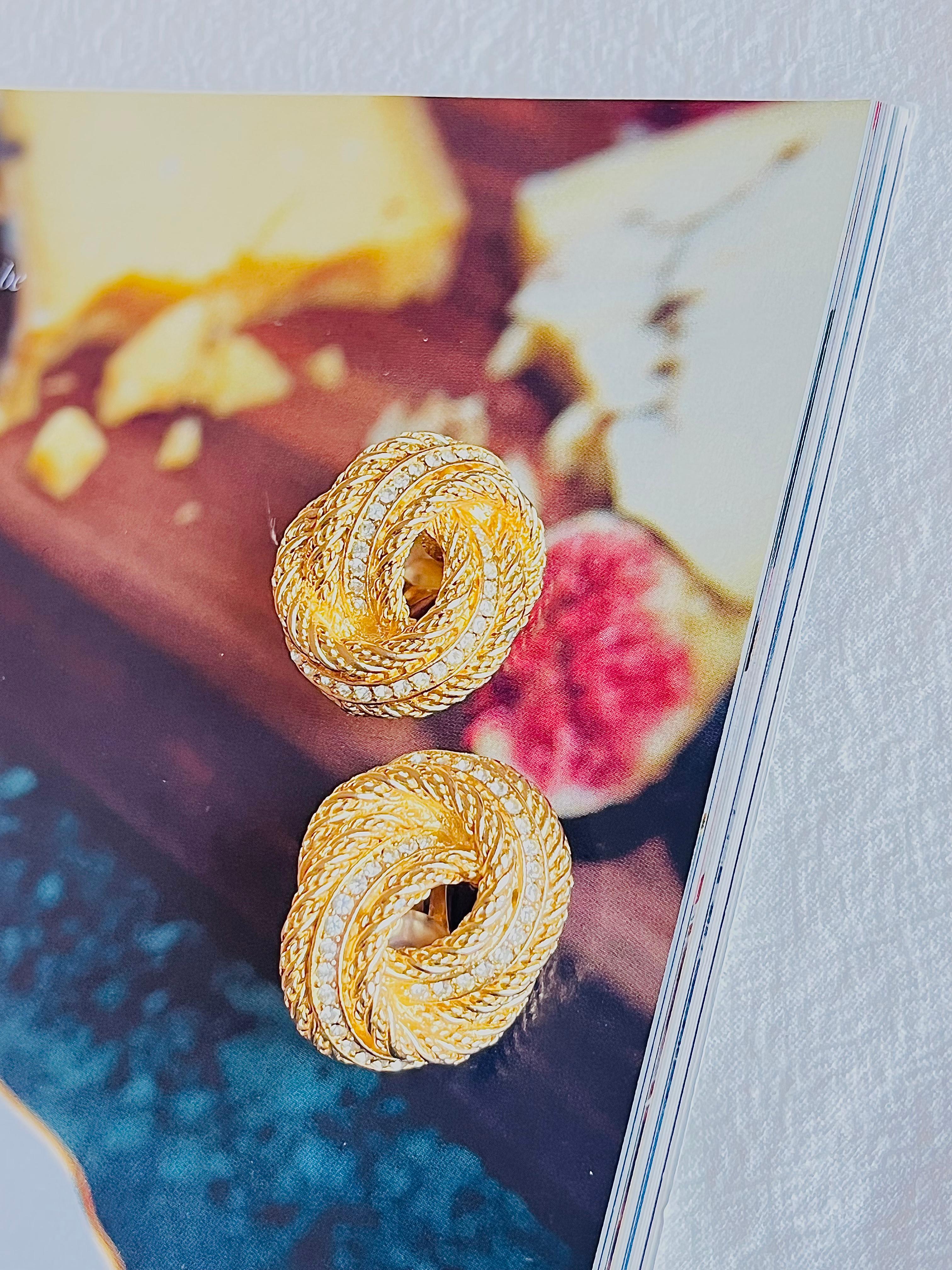 Christian Dior Vintage 1980s Large Knot Twist Swirl Rope Crystals Clip Earrings In Good Condition In Wokingham, England