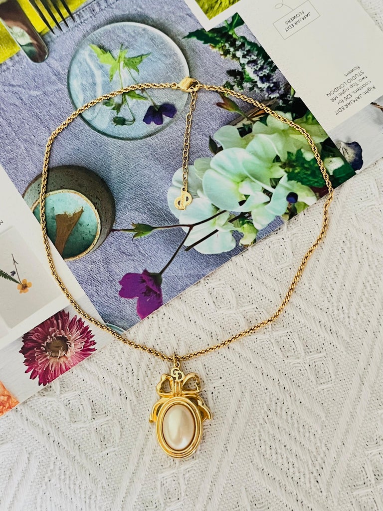 Collier Vintage Très Chic En Cristal Et Métal Doré - Travail Français Des Années 1980 - Occasion