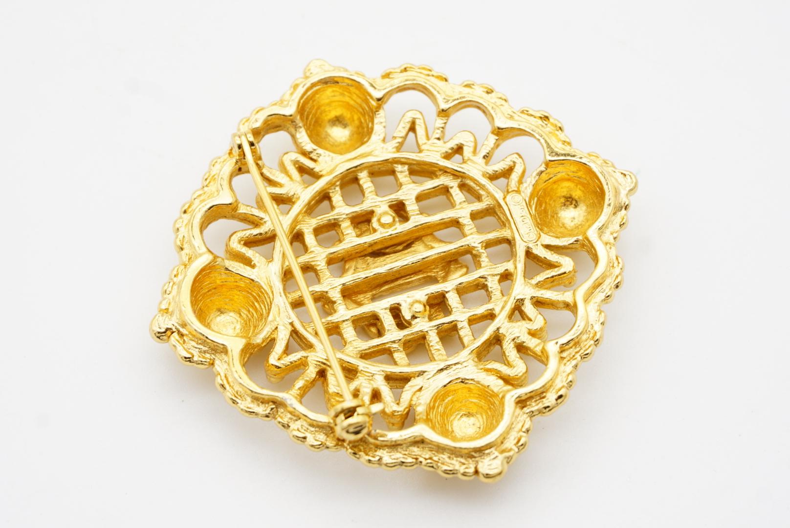 Christian Dior Vintage 1980s Large Logo Monogram Insignia Crest Openwork Brooch 7