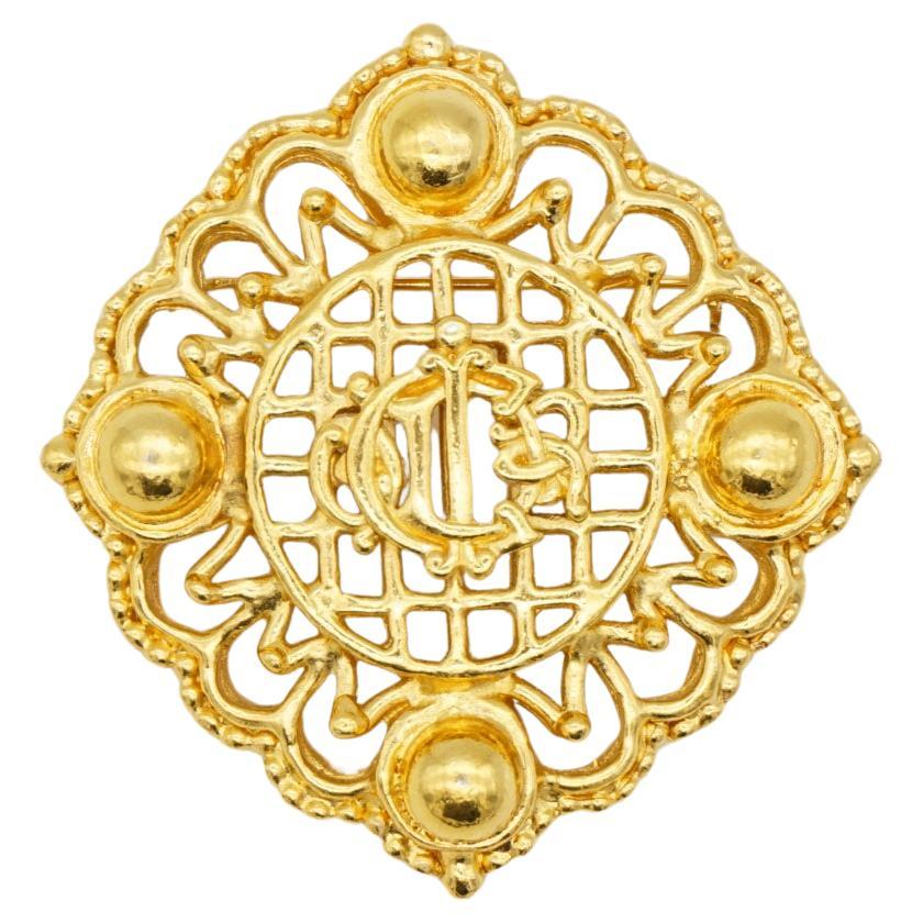 Christian Dior Vintage anni '80 Logo Grande Monogram Insignia Crest Openwork Spilla in vendita