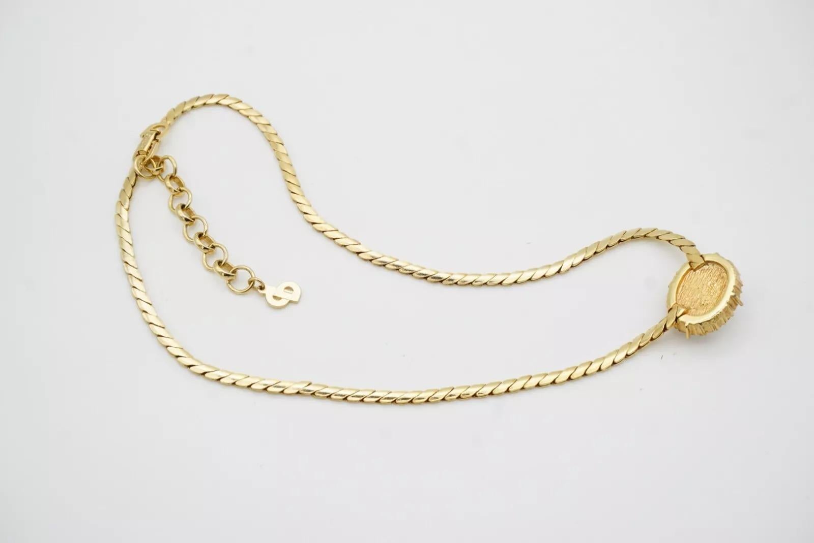 Christian Dior Vintage 1980s Large Oval Aurora White Pearl Crystals Necklace For Sale 8
