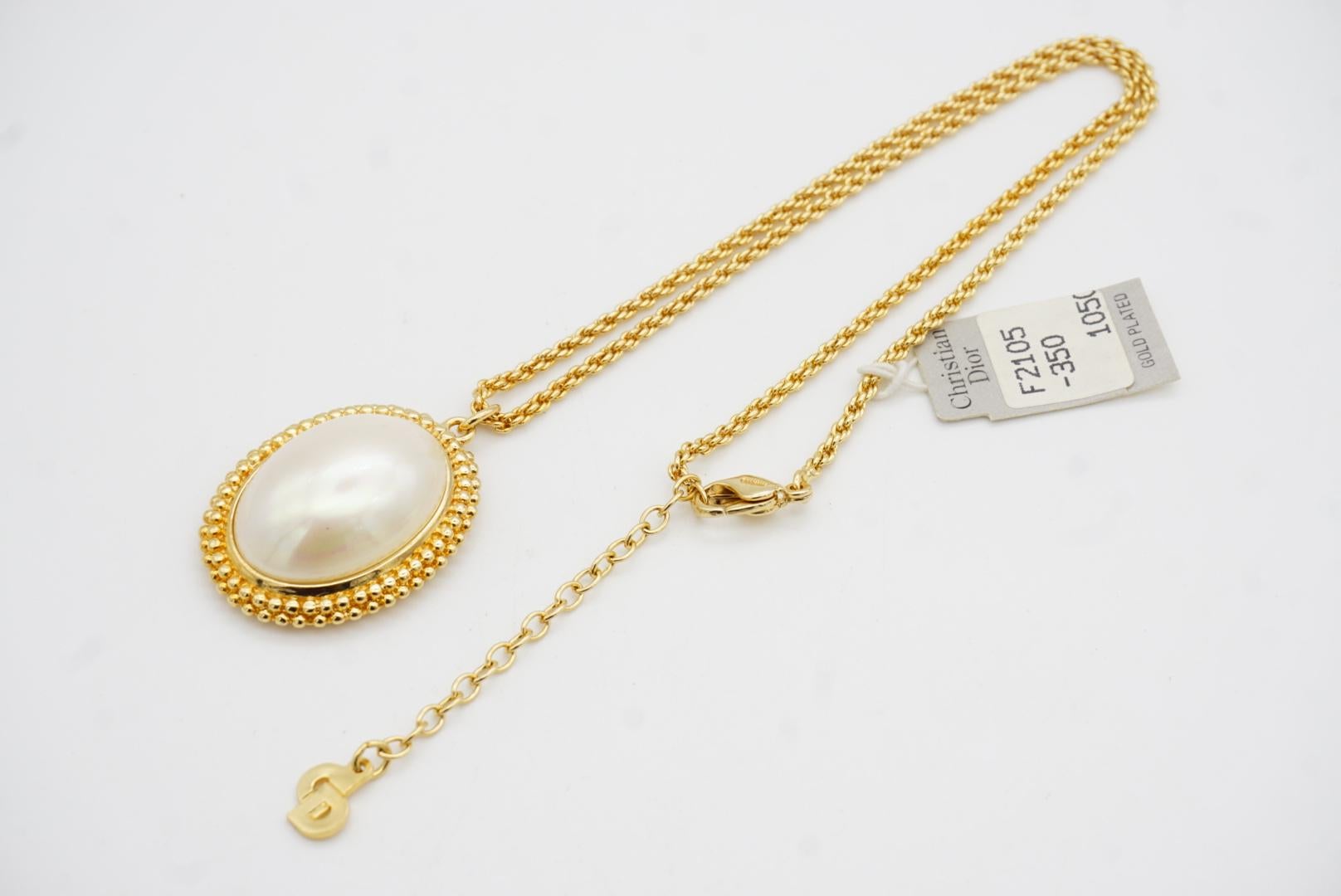 Christian Dior Vintage 1980er Jahre große ovale weiße Perle Anhänger Kette Halskette neu im Angebot 5