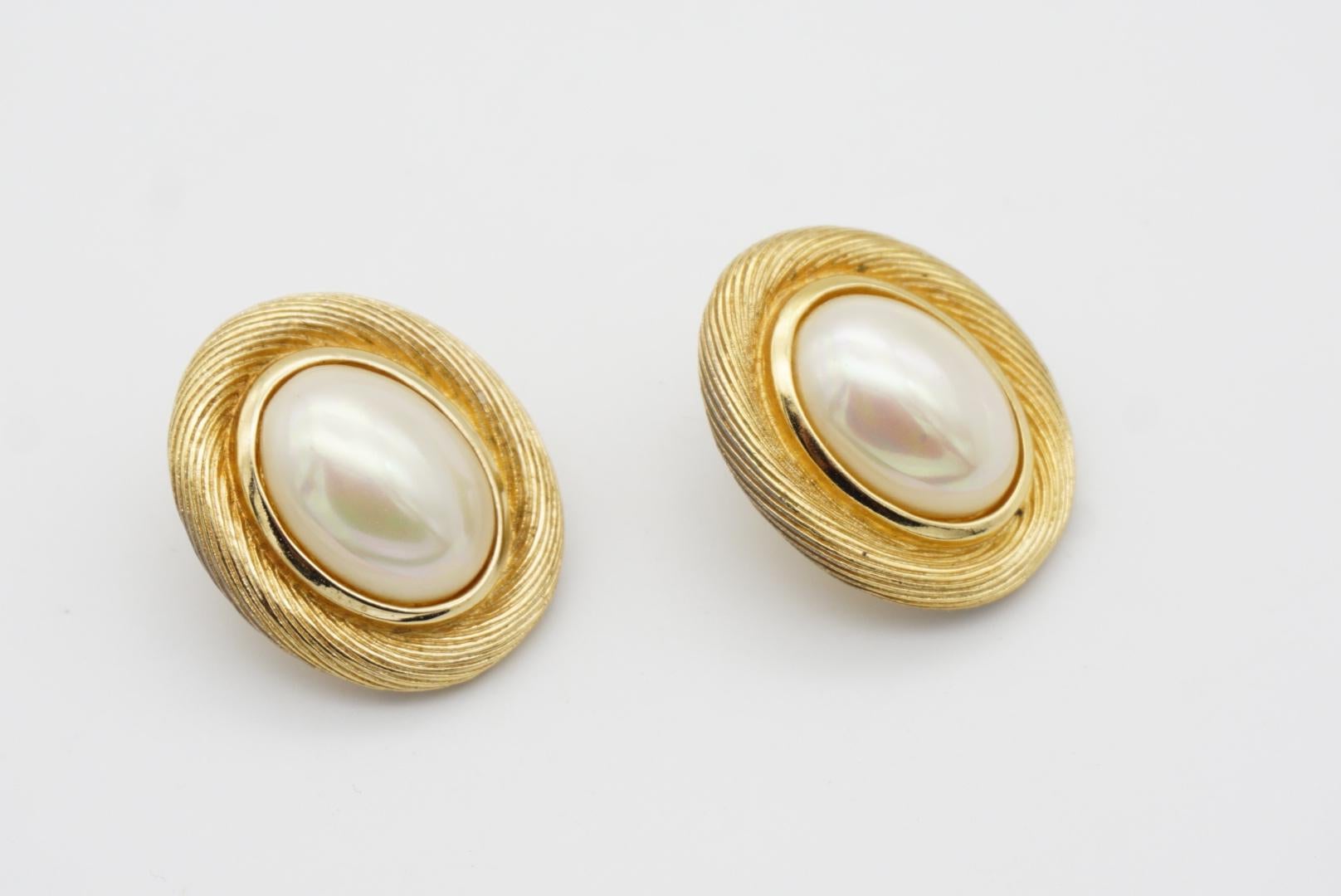 Christian Dior Vintage 1980s Large Oval White Pearl Retro Gold Pierced Earrings 2
