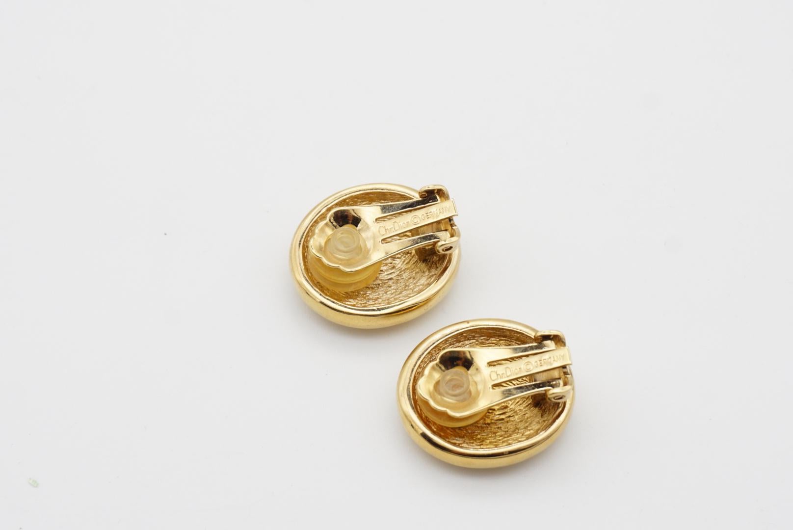 Christian Dior Vintage 1980er Jahre Große silbergraue Ripple Oval Glow Clip-Ohrringe im Angebot 5