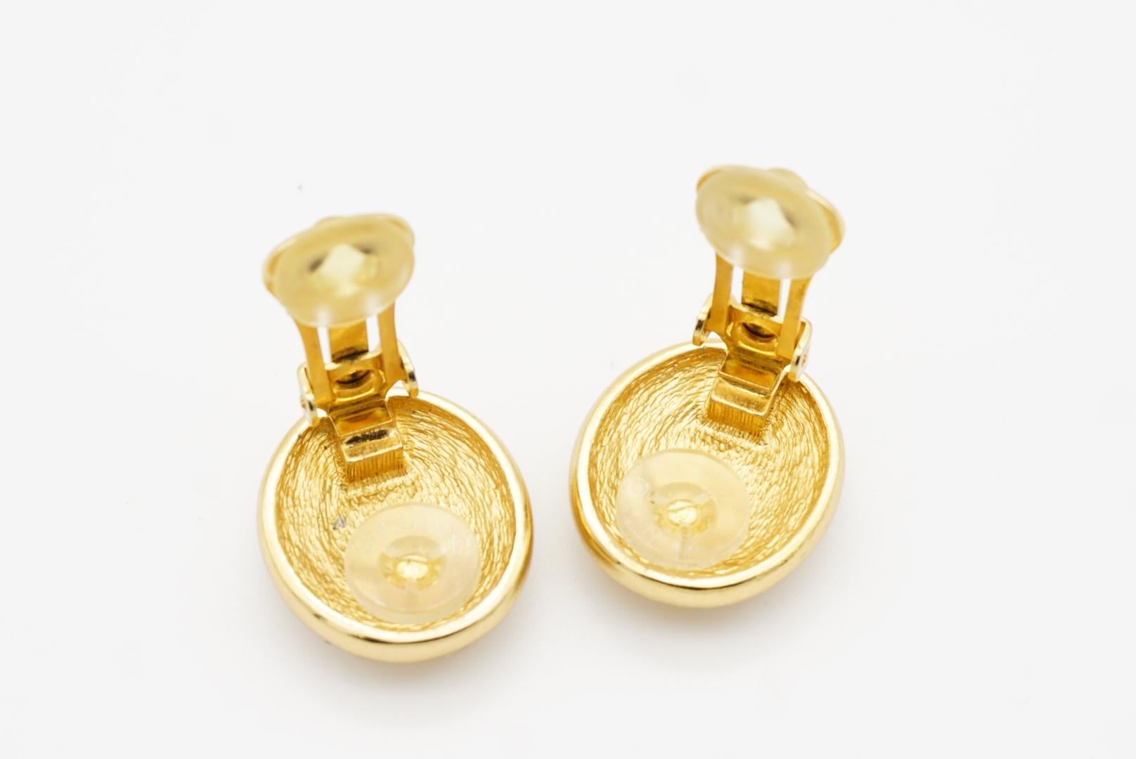 Christian Dior Vintage 1980er Jahre Großer Wirbel Oval Klarkristalle Gold Clip-Ohrringe im Angebot 9