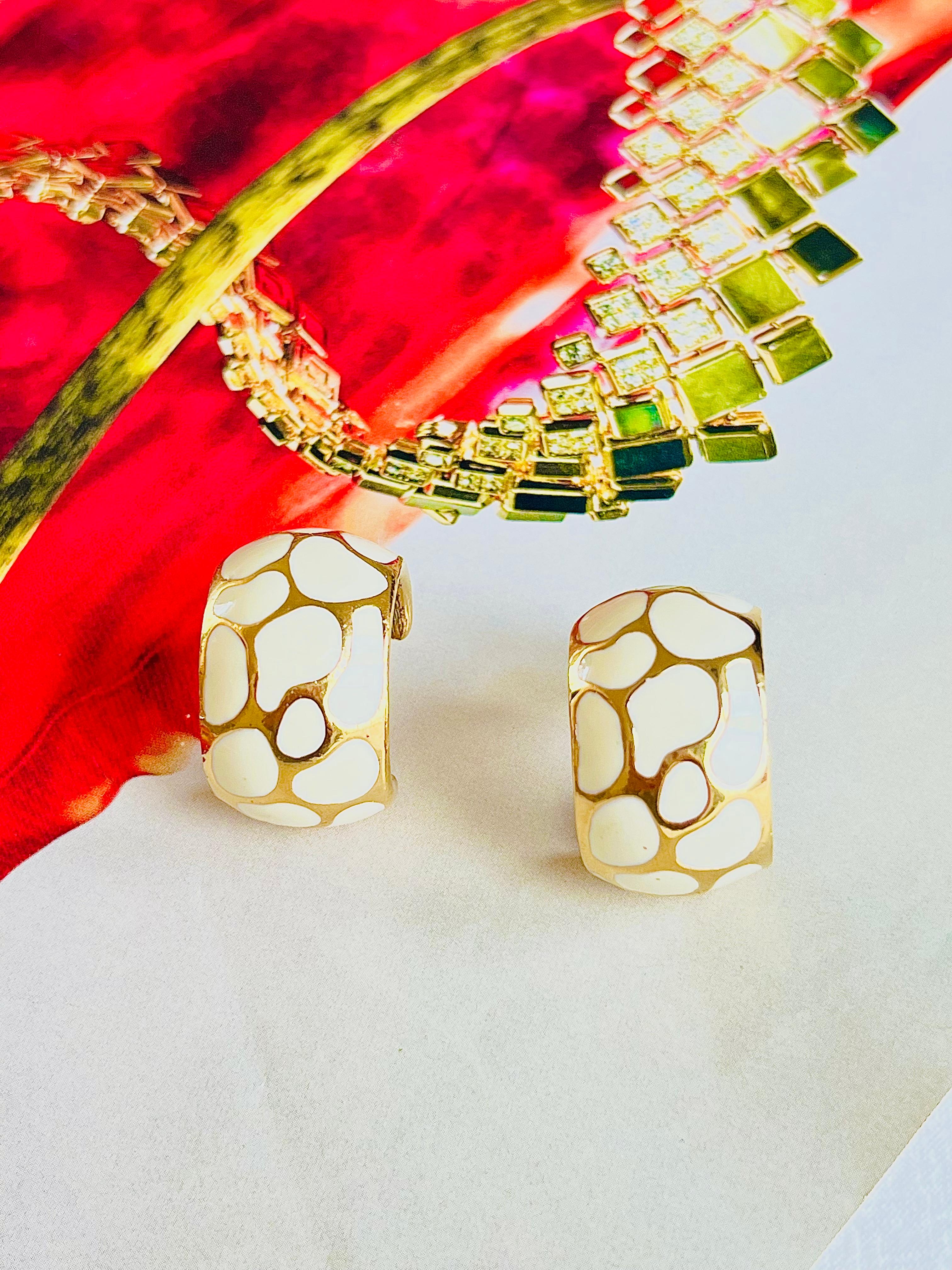 Art Deco Christian Dior Vintage 1980s Large White Leopard Enamel Hoop Dome Clip Earrings