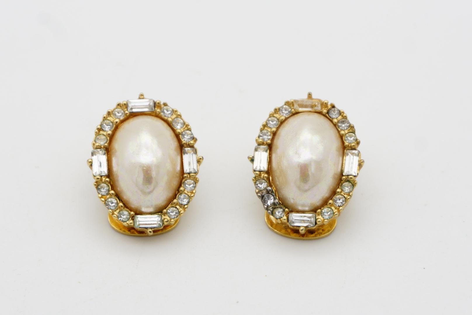 Christian Dior Vintage 1980s Large White Oval Pearl Crystals Gold Clip Earrings For Sale 3