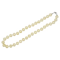 Christian Dior, collier vintage des années 1980, larges perles rondes et perles avec logo