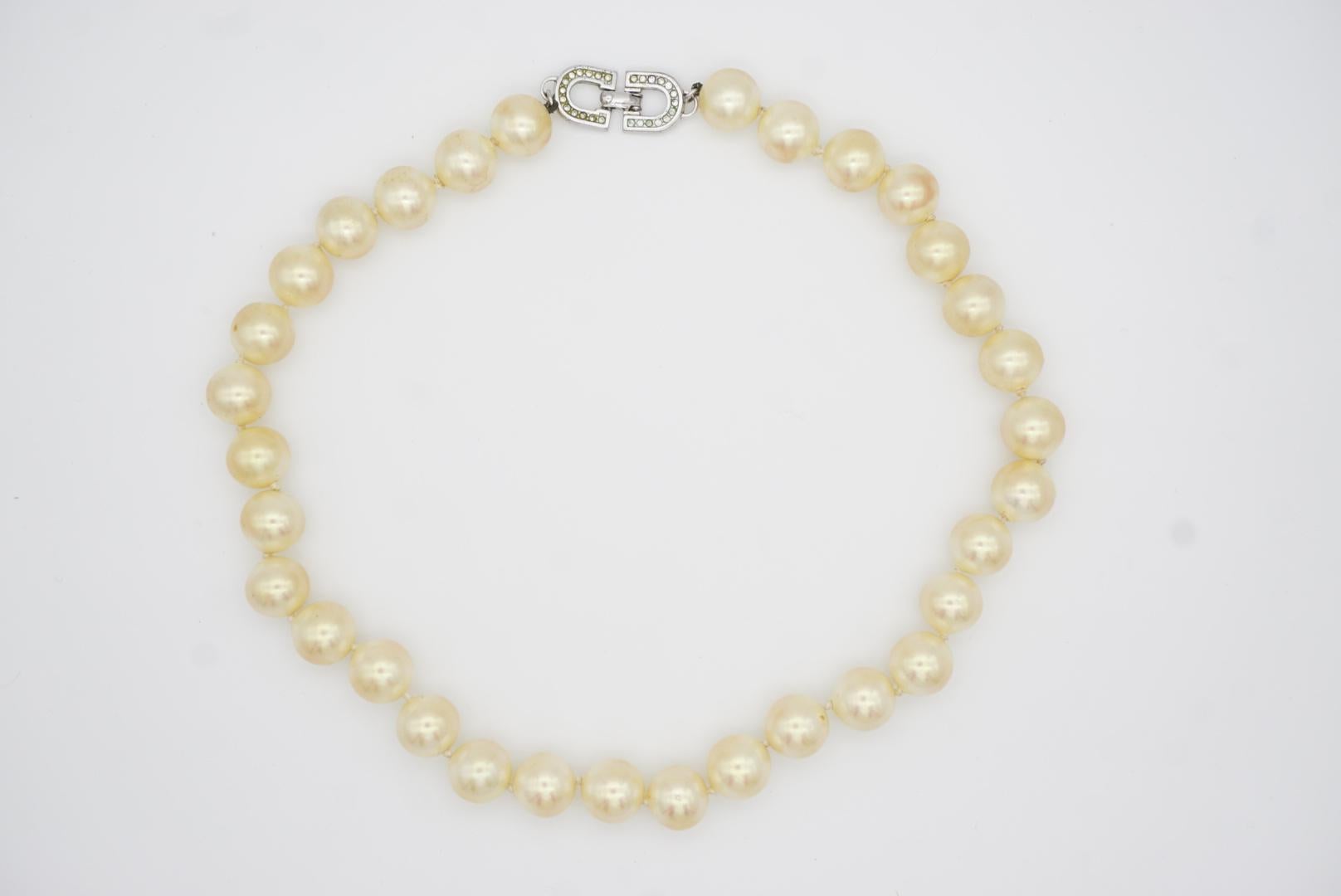 Christian Dior Vintage 1980s Large White Round Pearls Logo CD Crystals Necklace For Sale 4