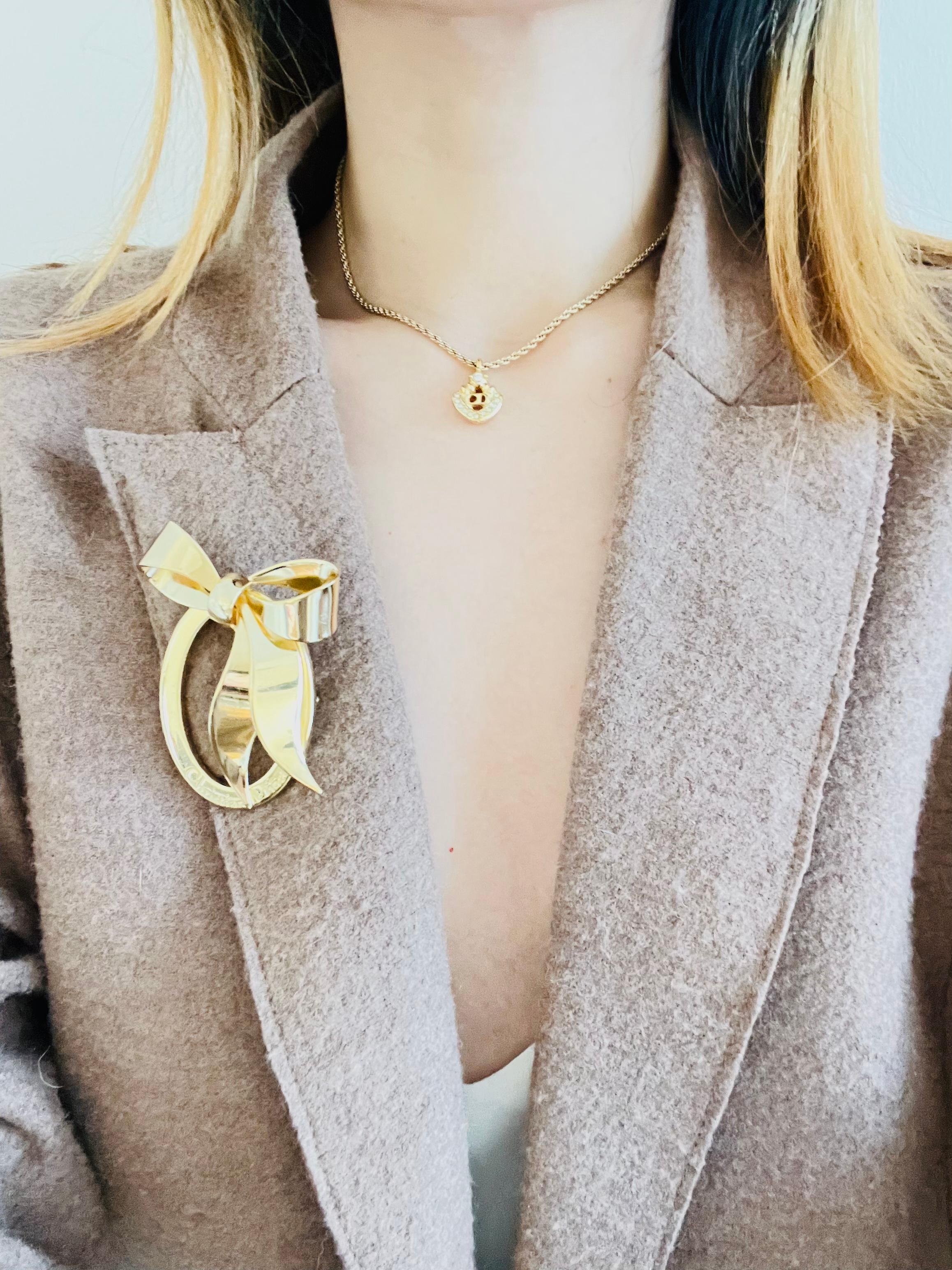 Christian Dior Vintage 1980s Logo Monogram Floppy Bow insignia Ribbon Brooch 1